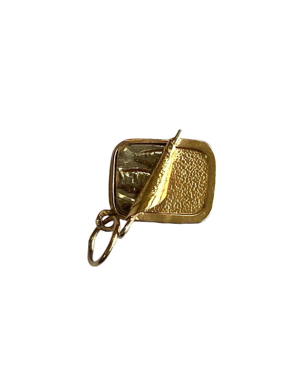 18ct vintage sardines tin charm, 3.3g