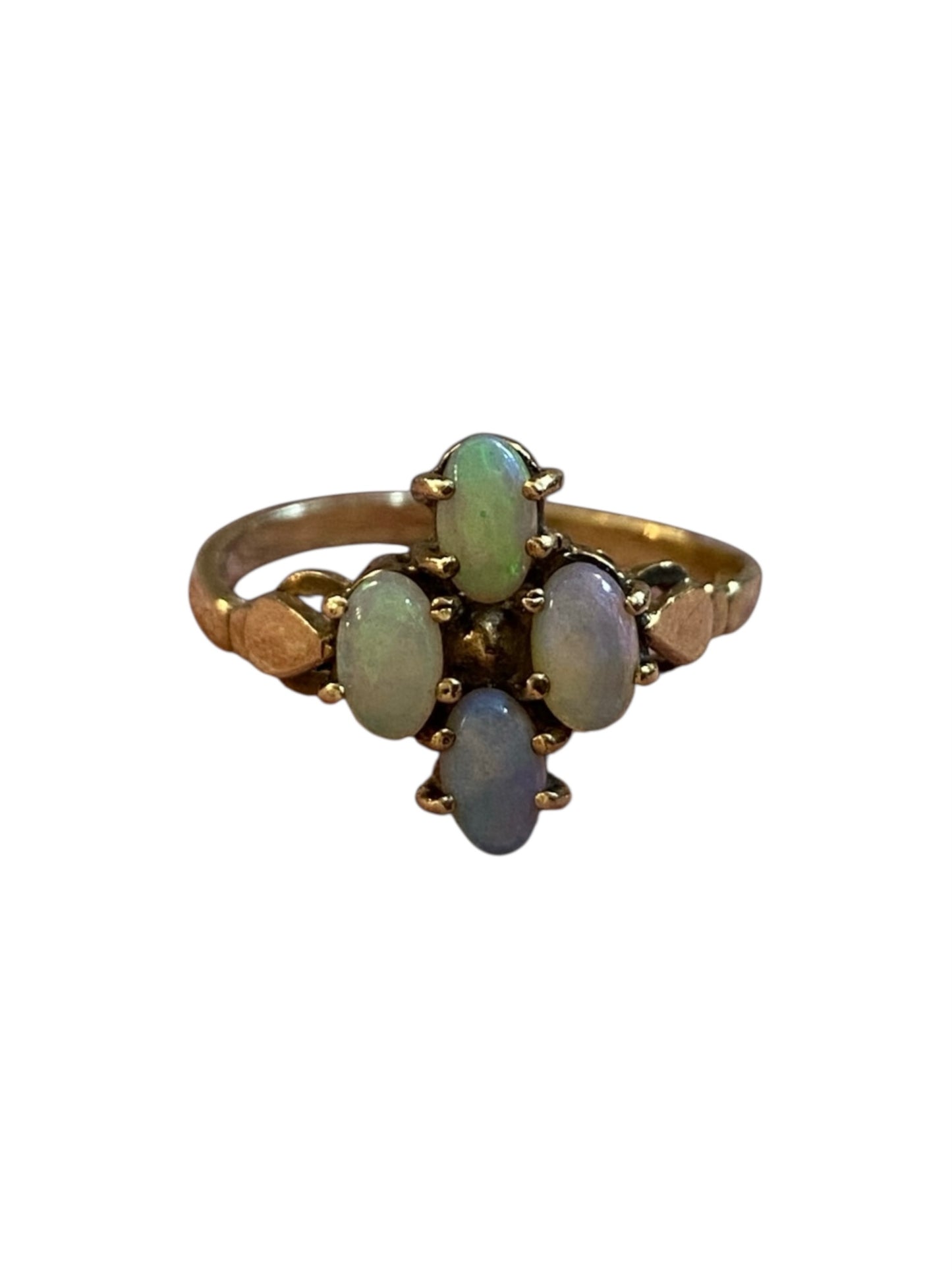 9ct vintage Opal ring, ring size P