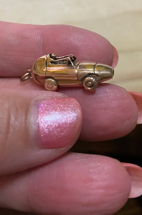 9ct vintage racing car charm London 1959