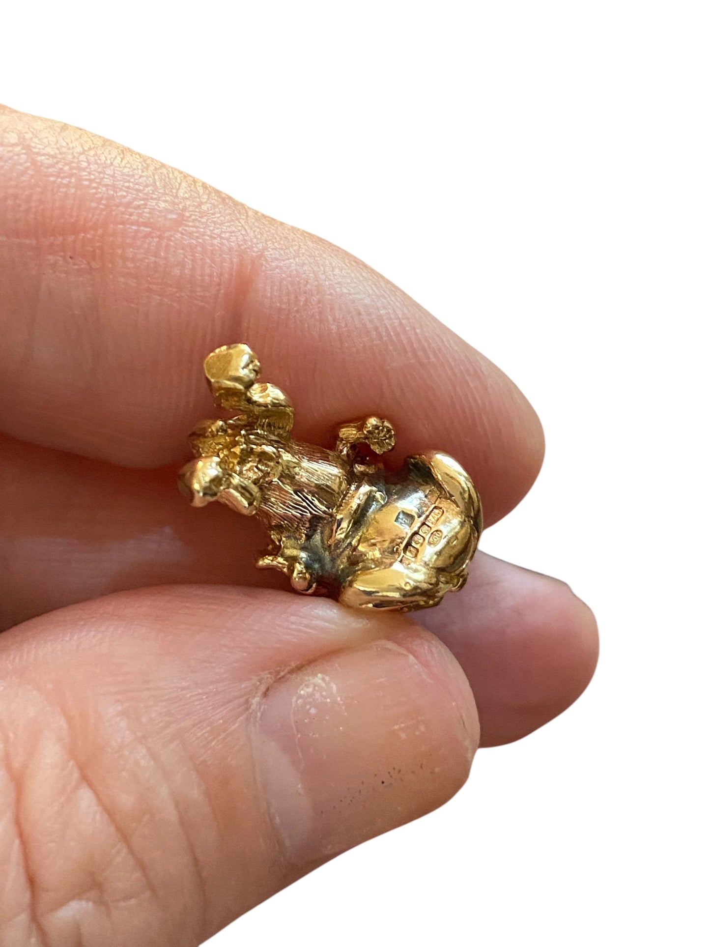9ct vintaged solid bulldog charm / pendant .
