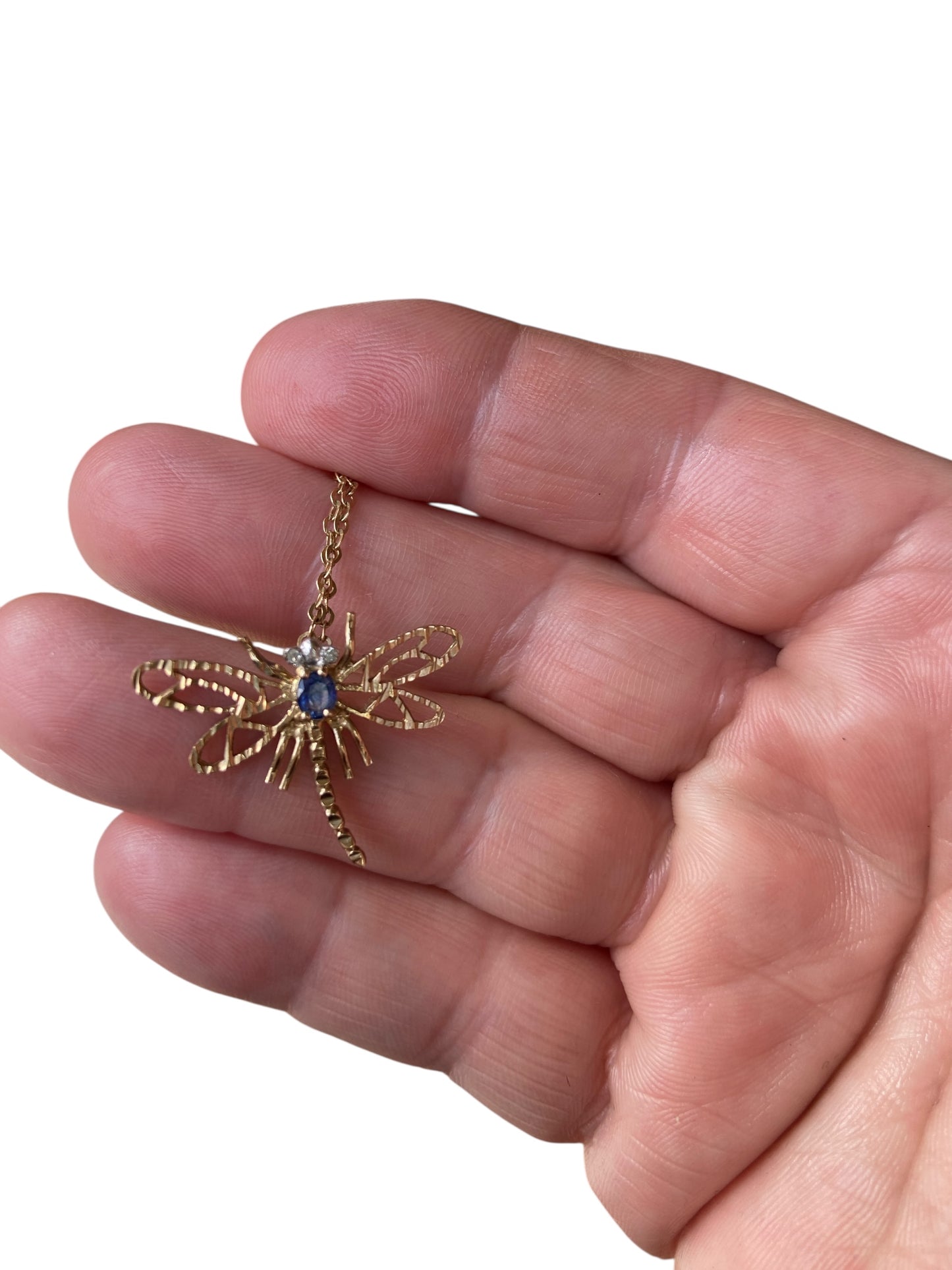 9ct vintage dragonfly pendant and 18 inch chain