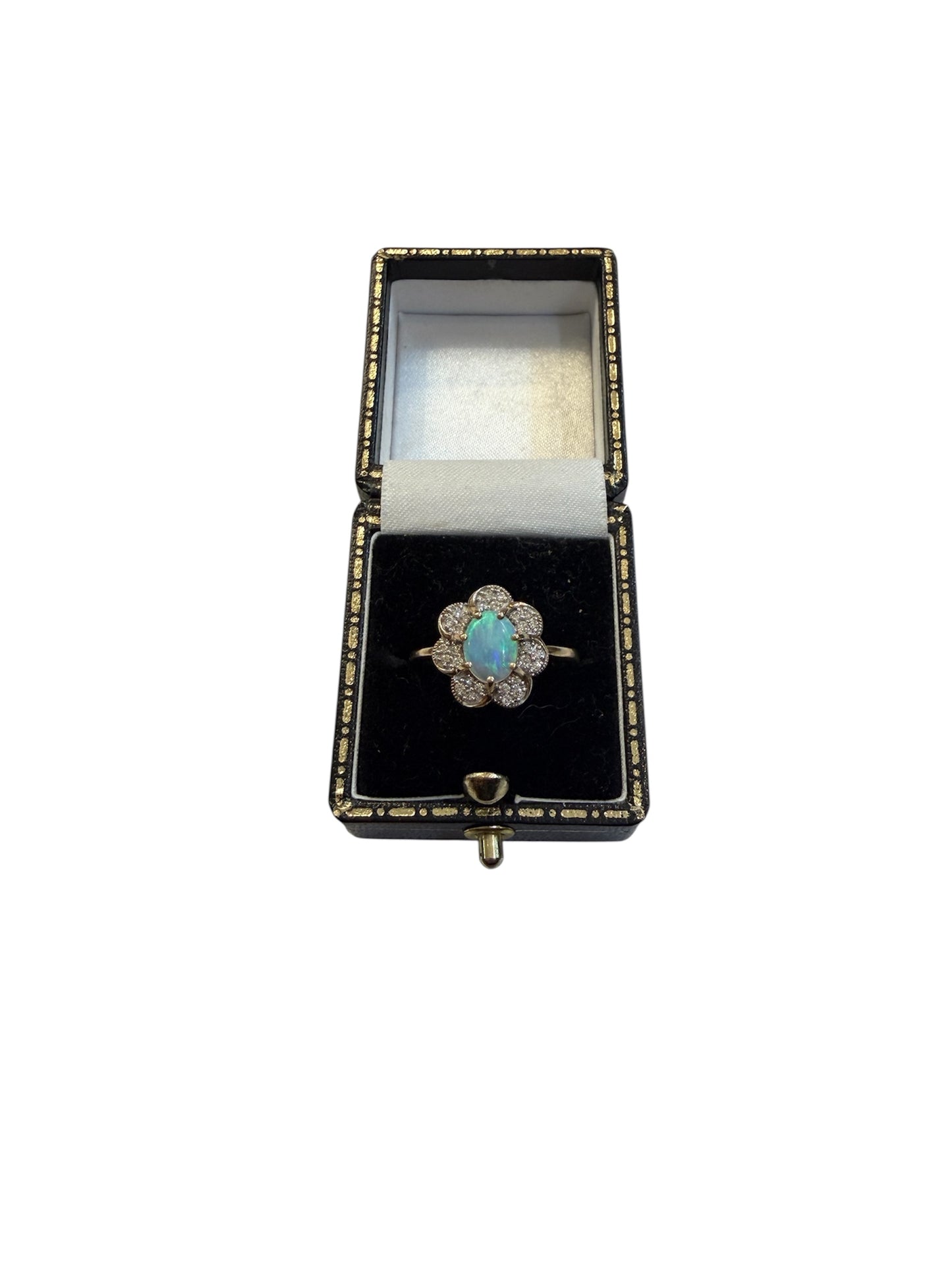 9ct preowned opal and diamond ring size N