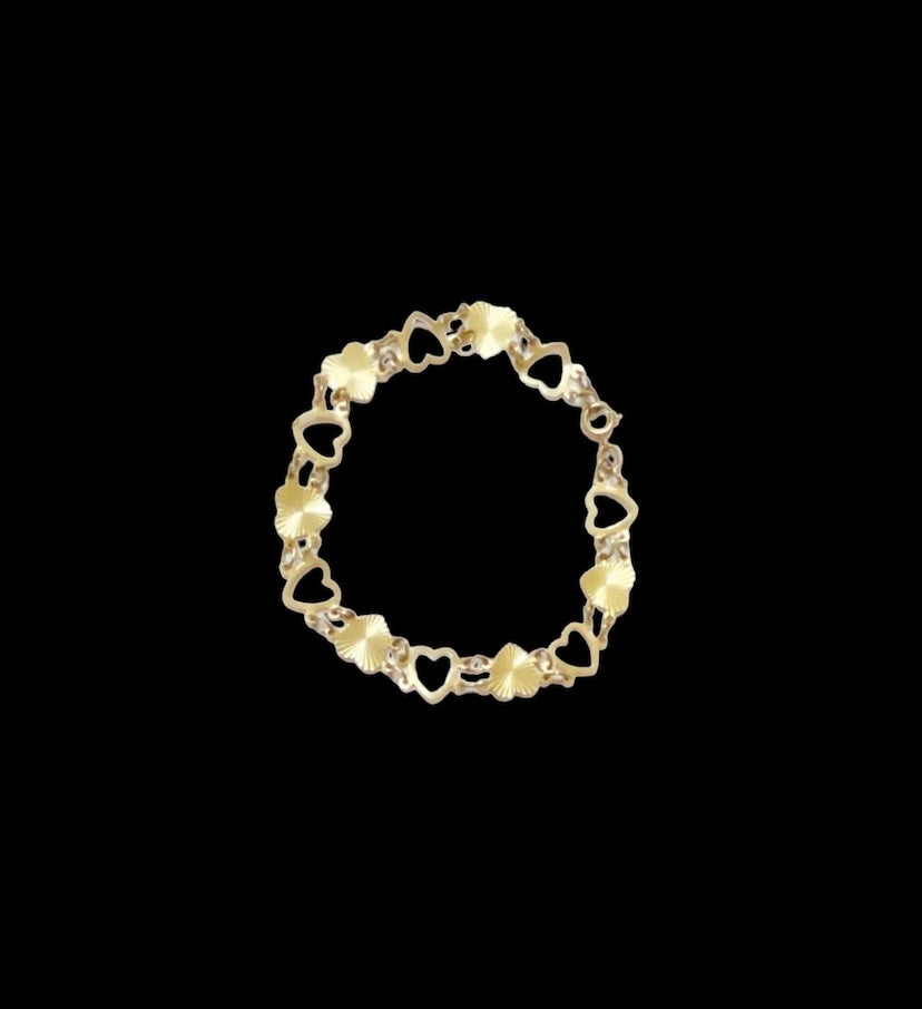 9ct 375 vintage gold heart bracelet circa 1978