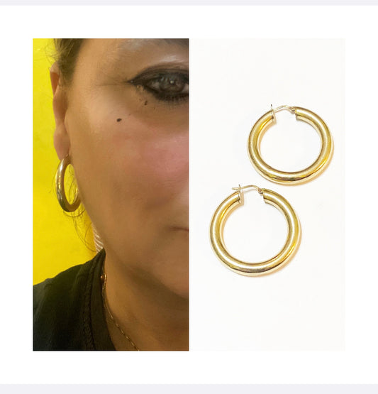 9ct 375 pre owned gold hoop earrings