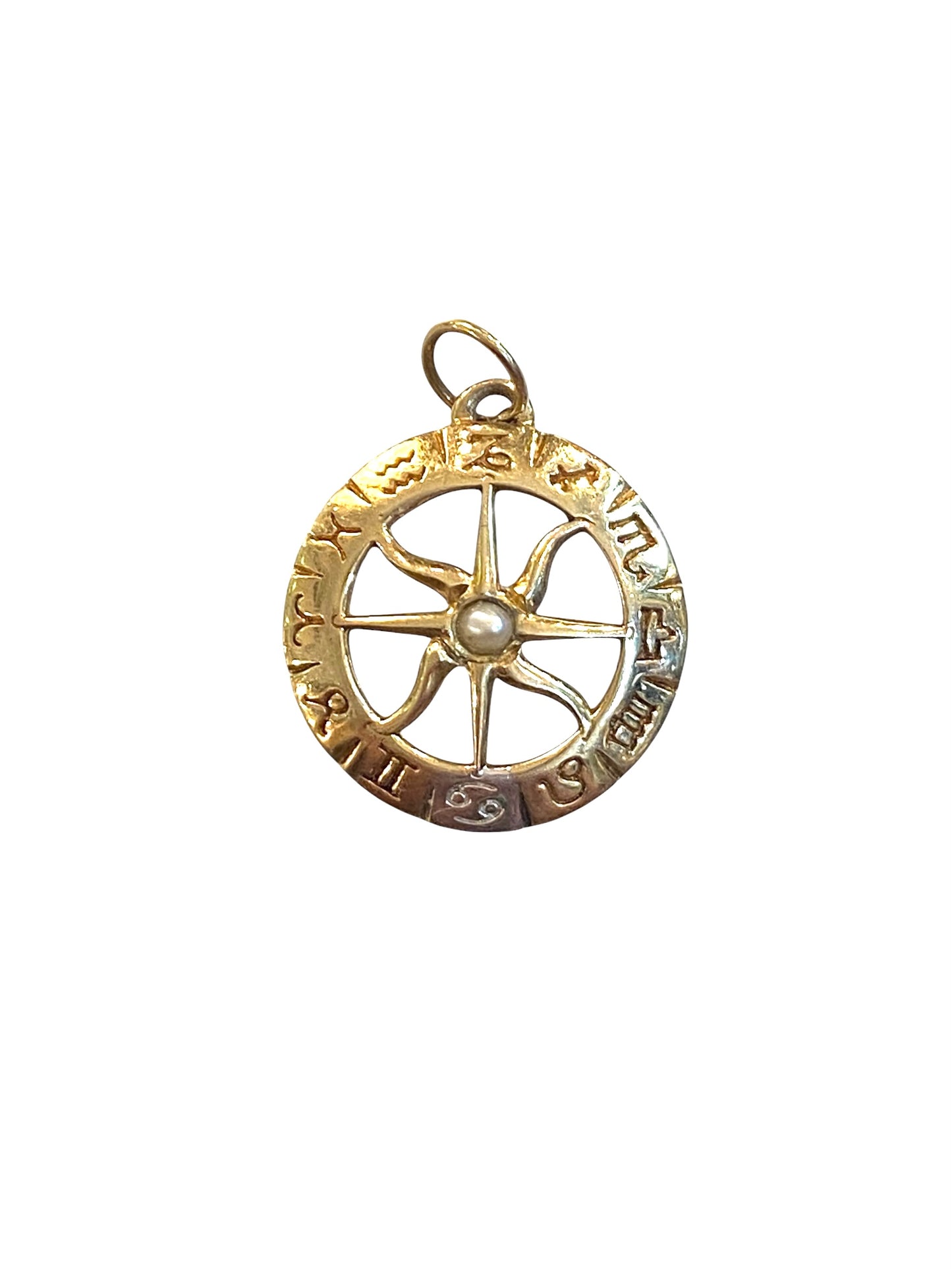 9ct vintage pisces astrology pendant / charm