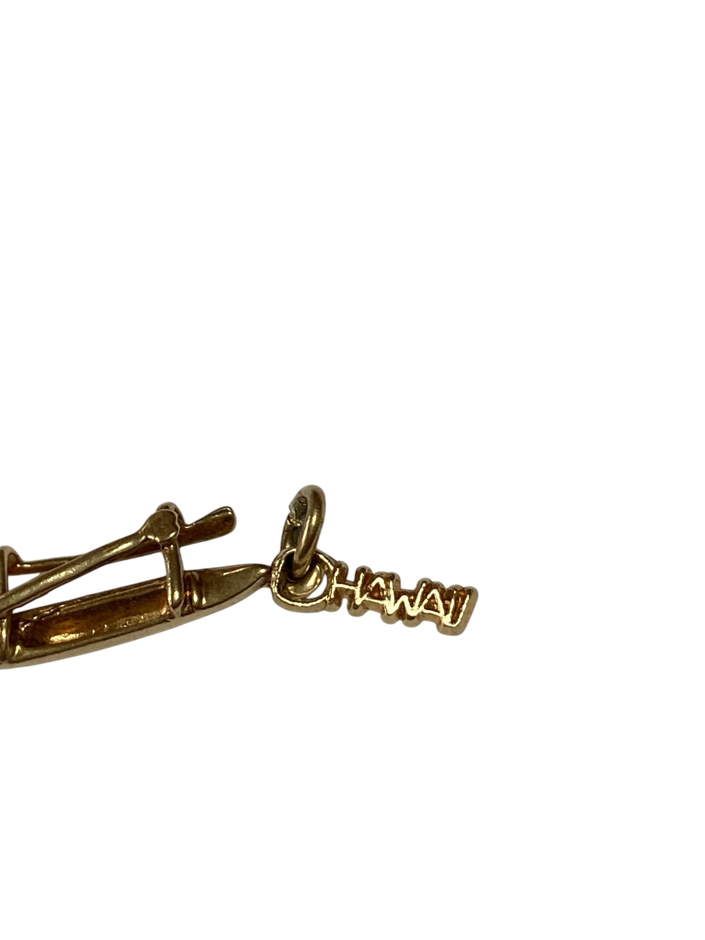 14ct vintage hawaiian outriggers canoe charm / pendant
