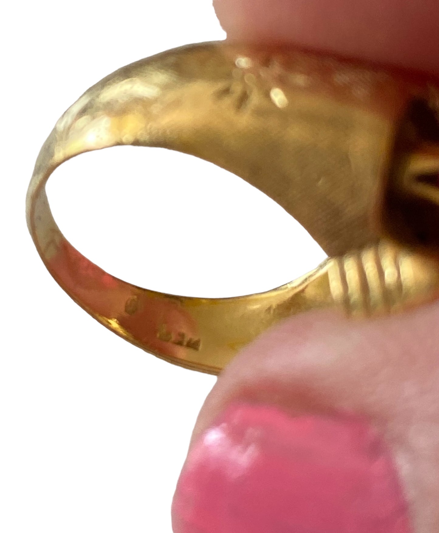 118ct vintage pinky ring size J 1/2 8.6g with rubies