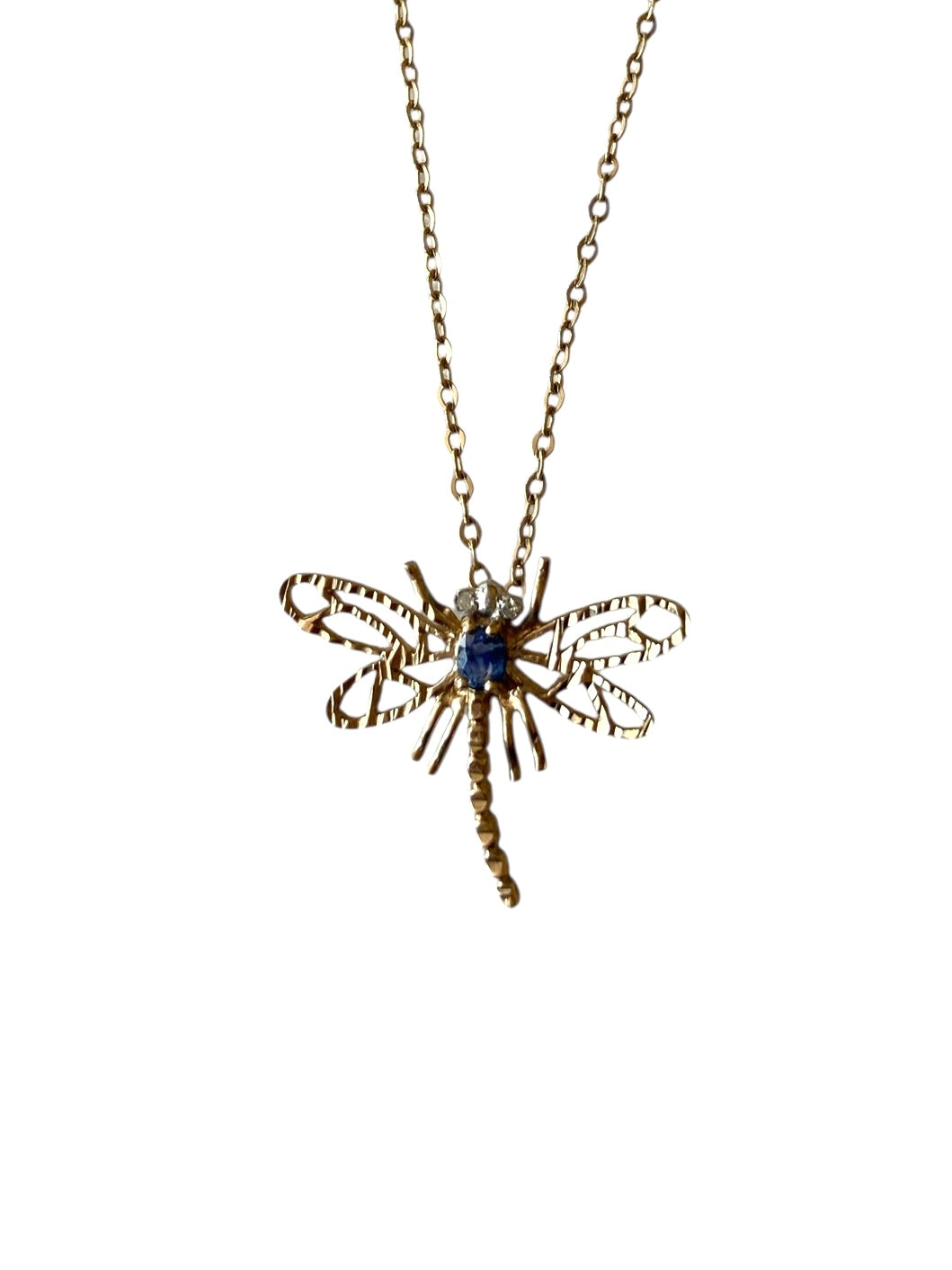 9ct vintage dragonfly pendant and 18 inch chain