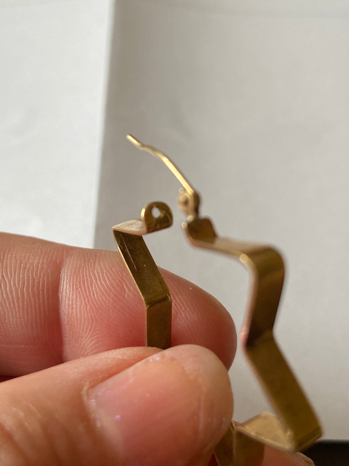 9ct pre owned star shape hoop earrings , 5.3g circa 2003 London