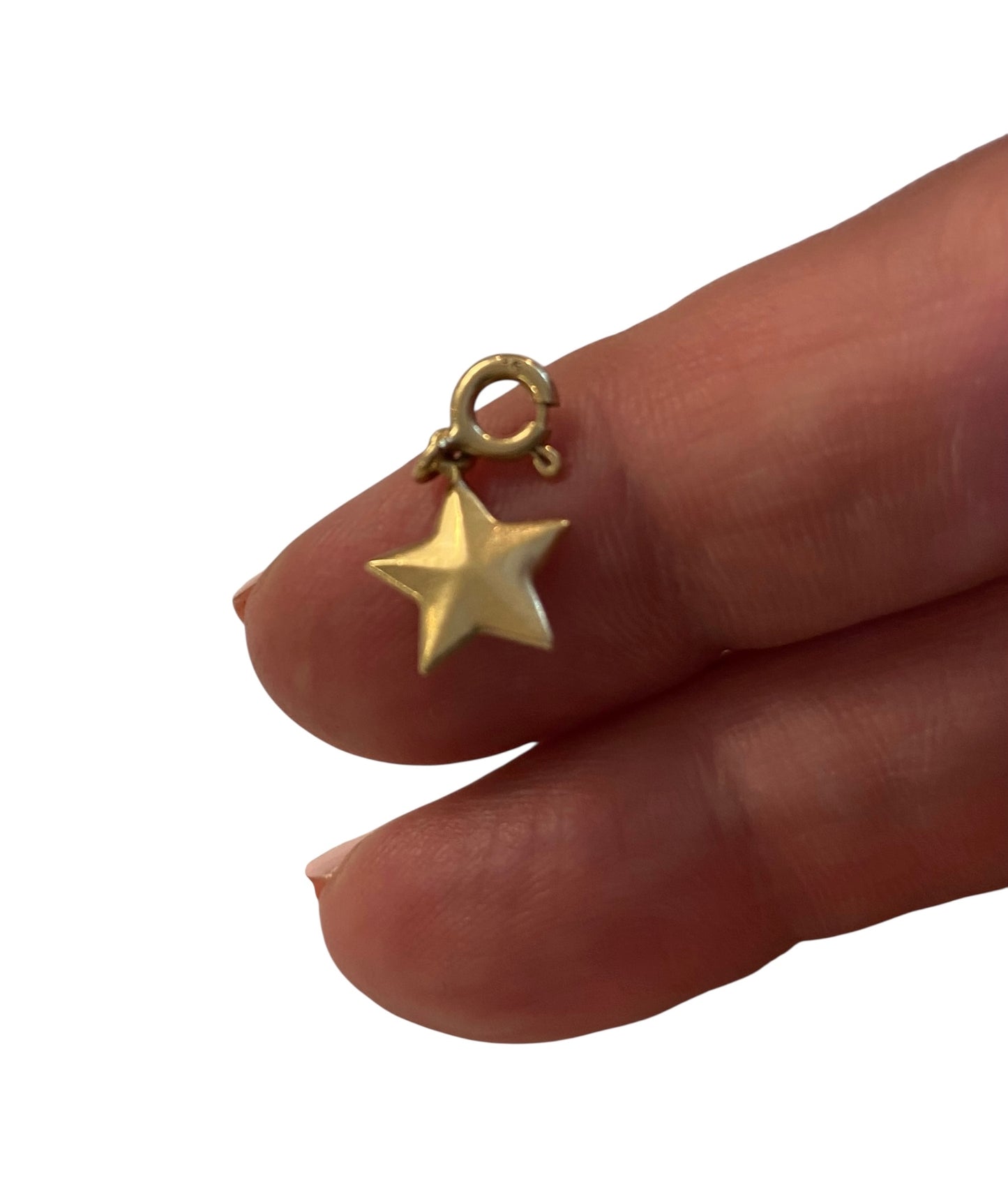 9ct pre owned SMALL star charm. HOLLOW
