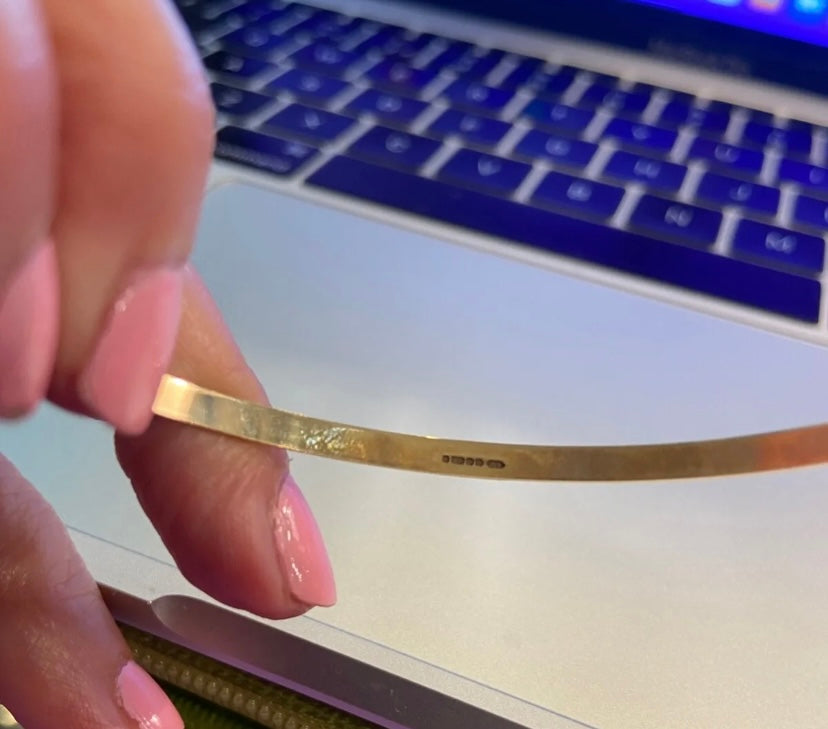 9ct 375 pre owned bangle / slave bangle 4.5g