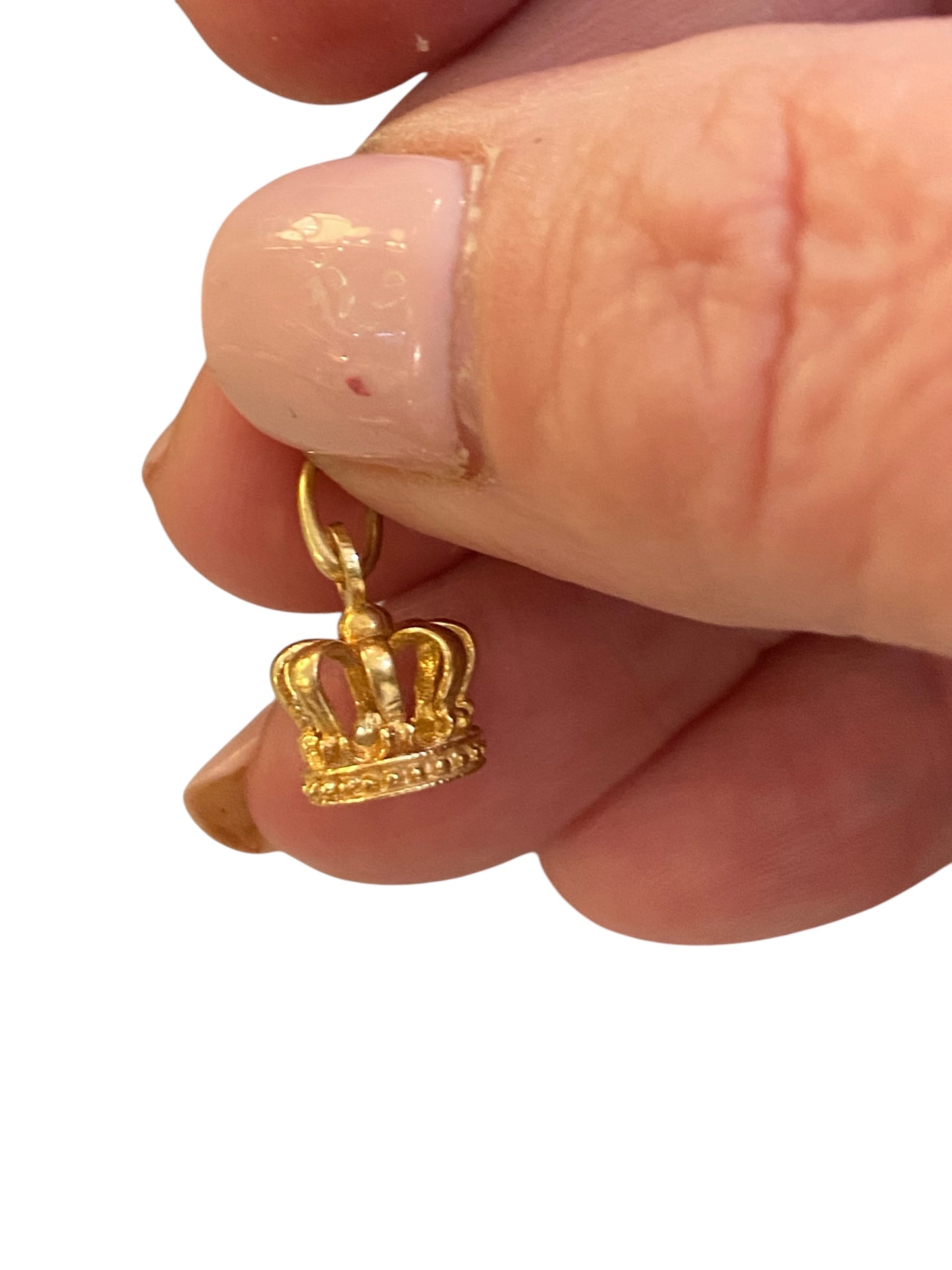 9ct vintage small crown charm / pendant. yellow gold