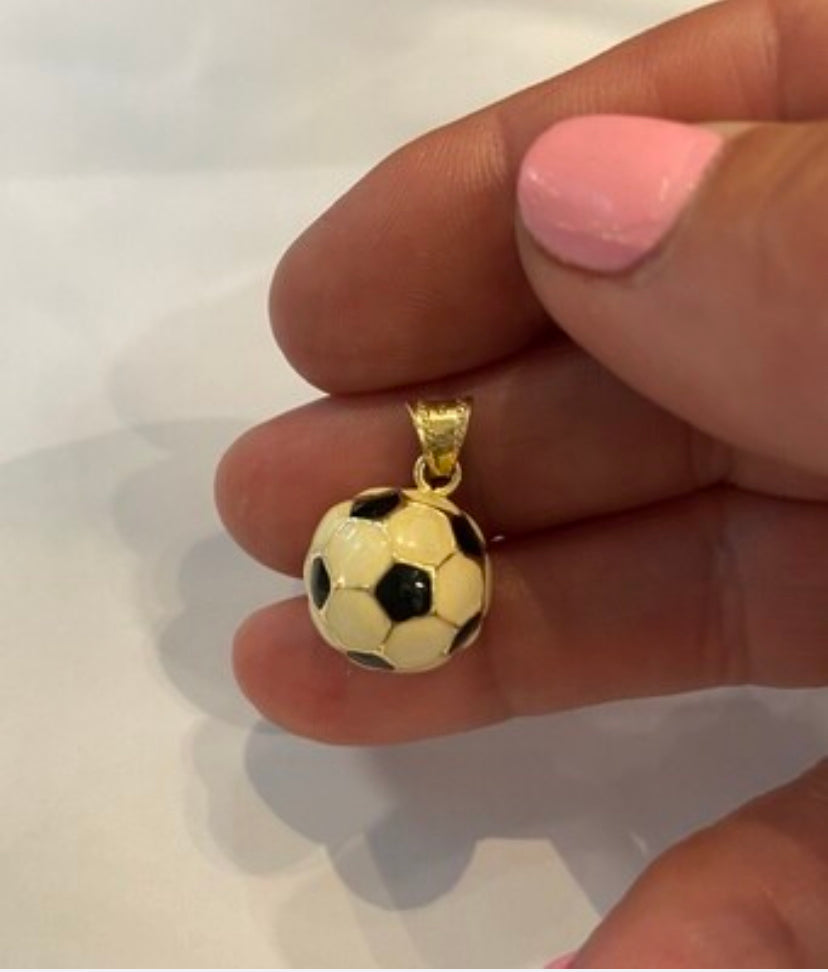 14ct 585 vintage football charm with enamel