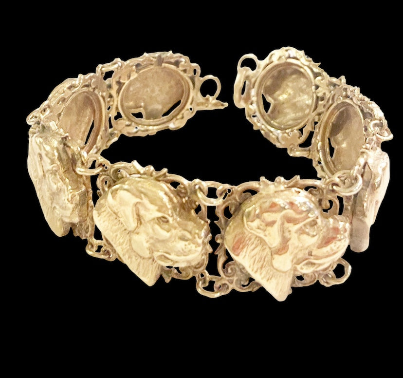 9ct vintage unusual dogs head bracelet 41.9g