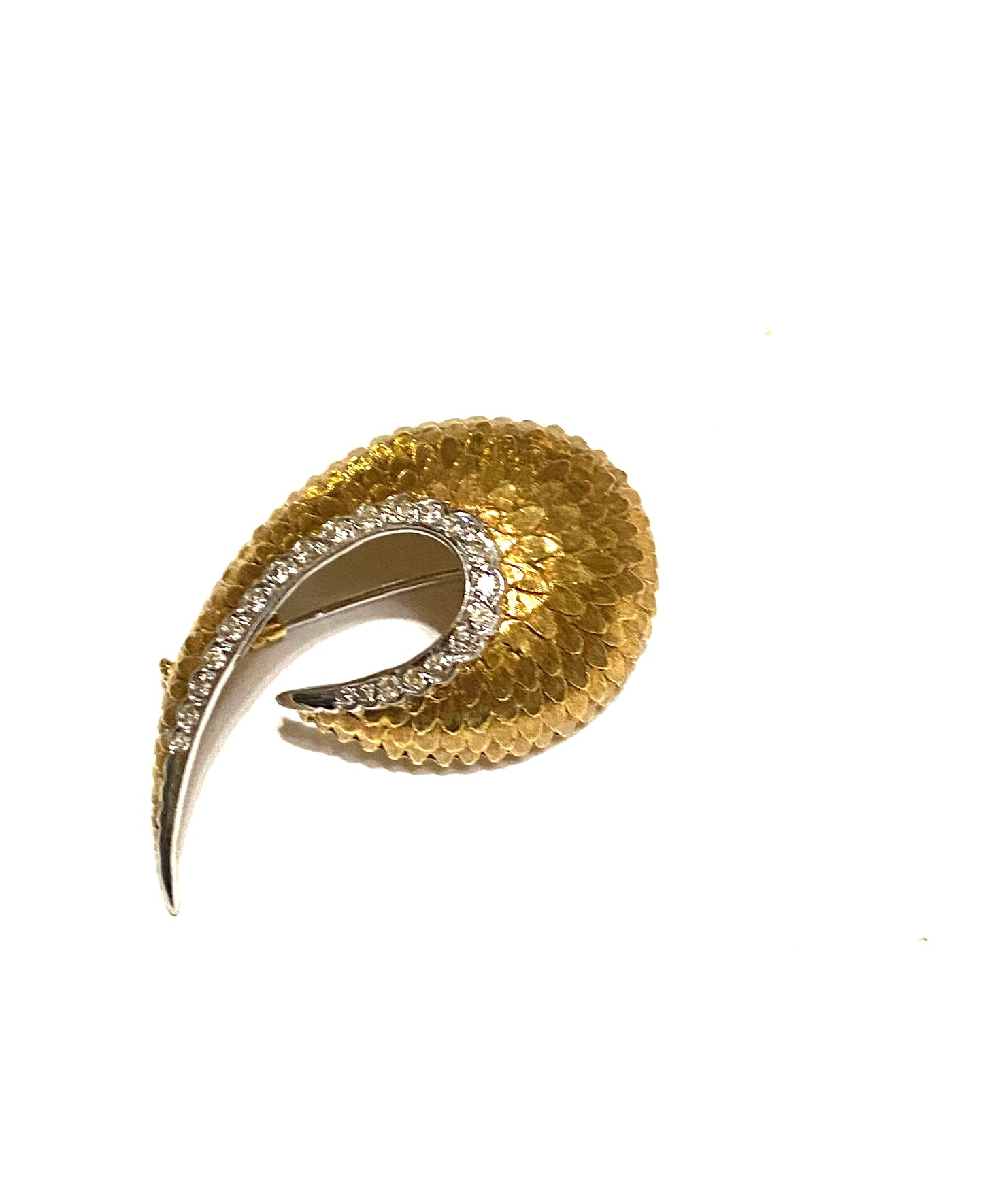 18ct 750 vintage gold and diamond brooch