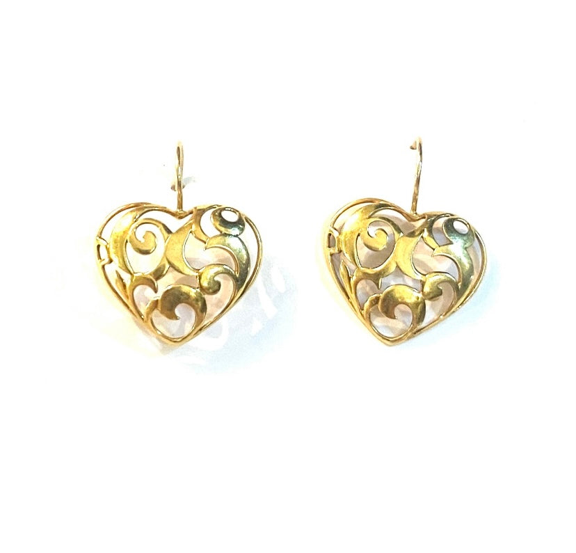 18ct 750 pre owned heart shaped drop earrings