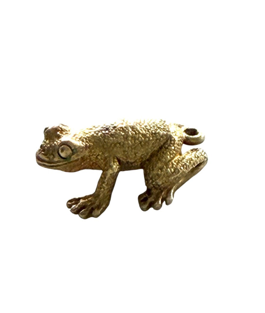 9ct vintage frog charm, citca 1960, solid gold 4.01g