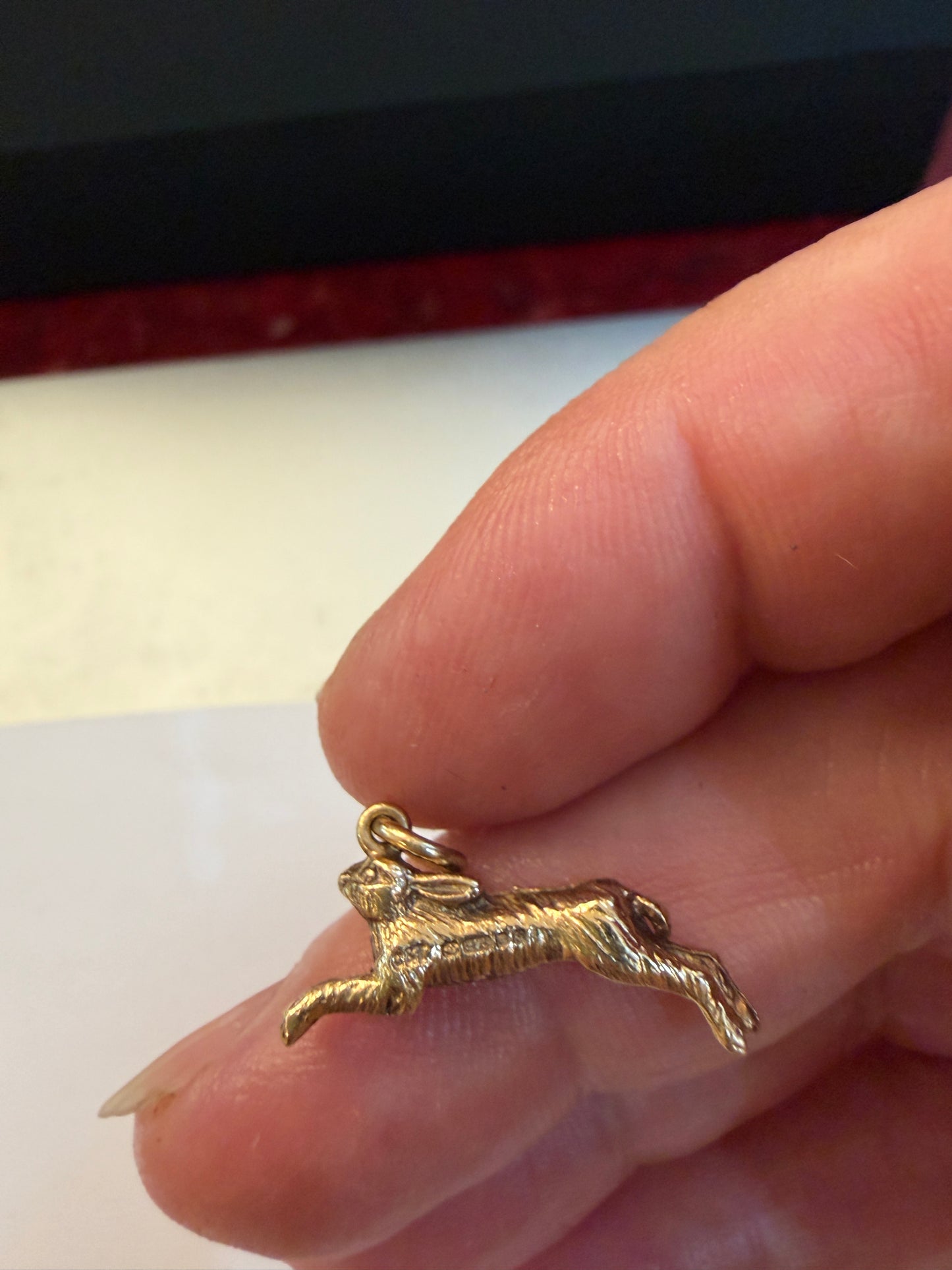 9ct vintage running hare charm, circa 1979 london by G&T