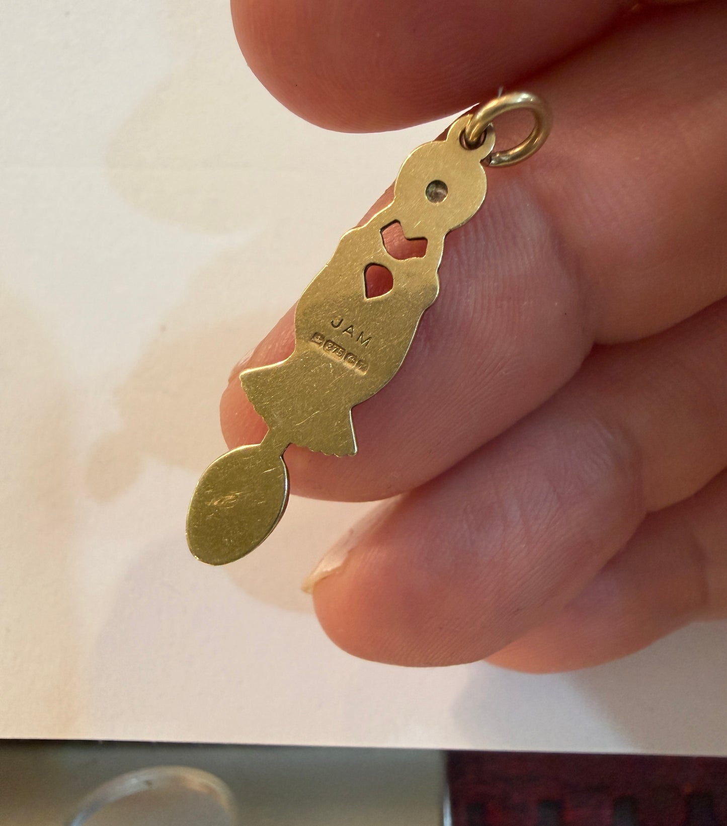 9ct vintage welsh love spoon charm / pendant circa 1984 1.18g