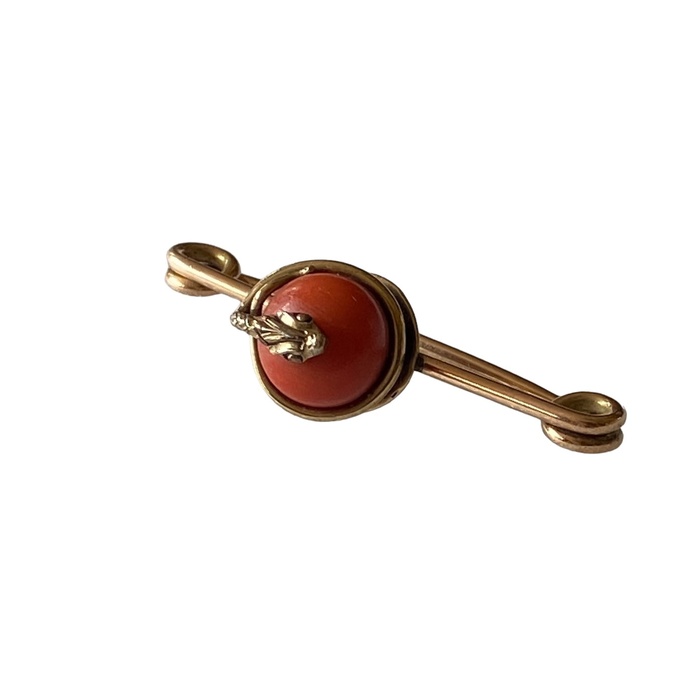 10ct antique snake brooch with a coral bead.