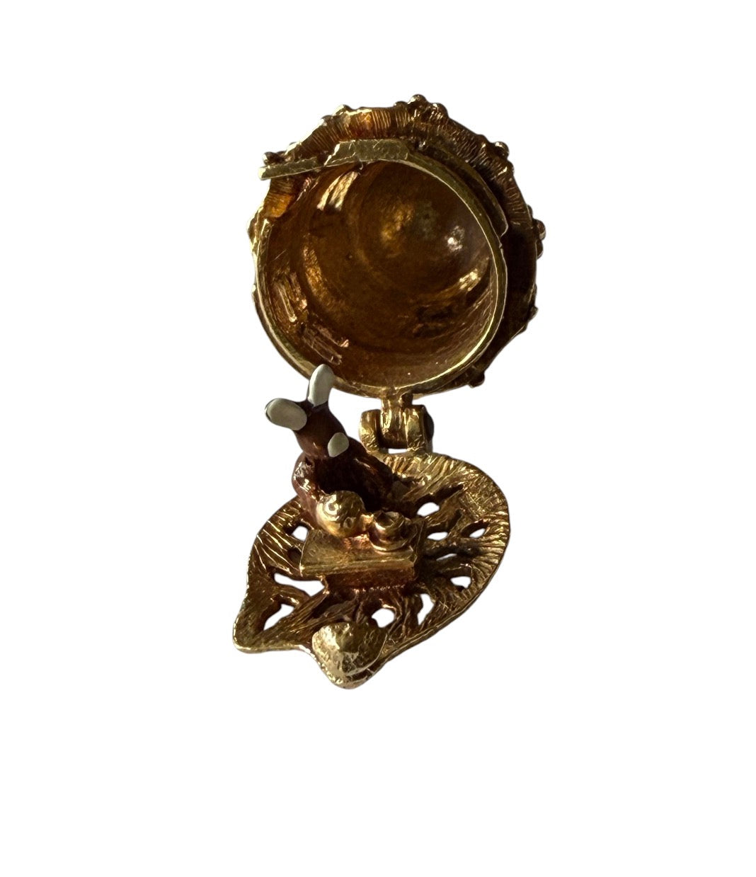 9ct rare vintage rabbit house charm, circa 1970 by NUVO 5.41g