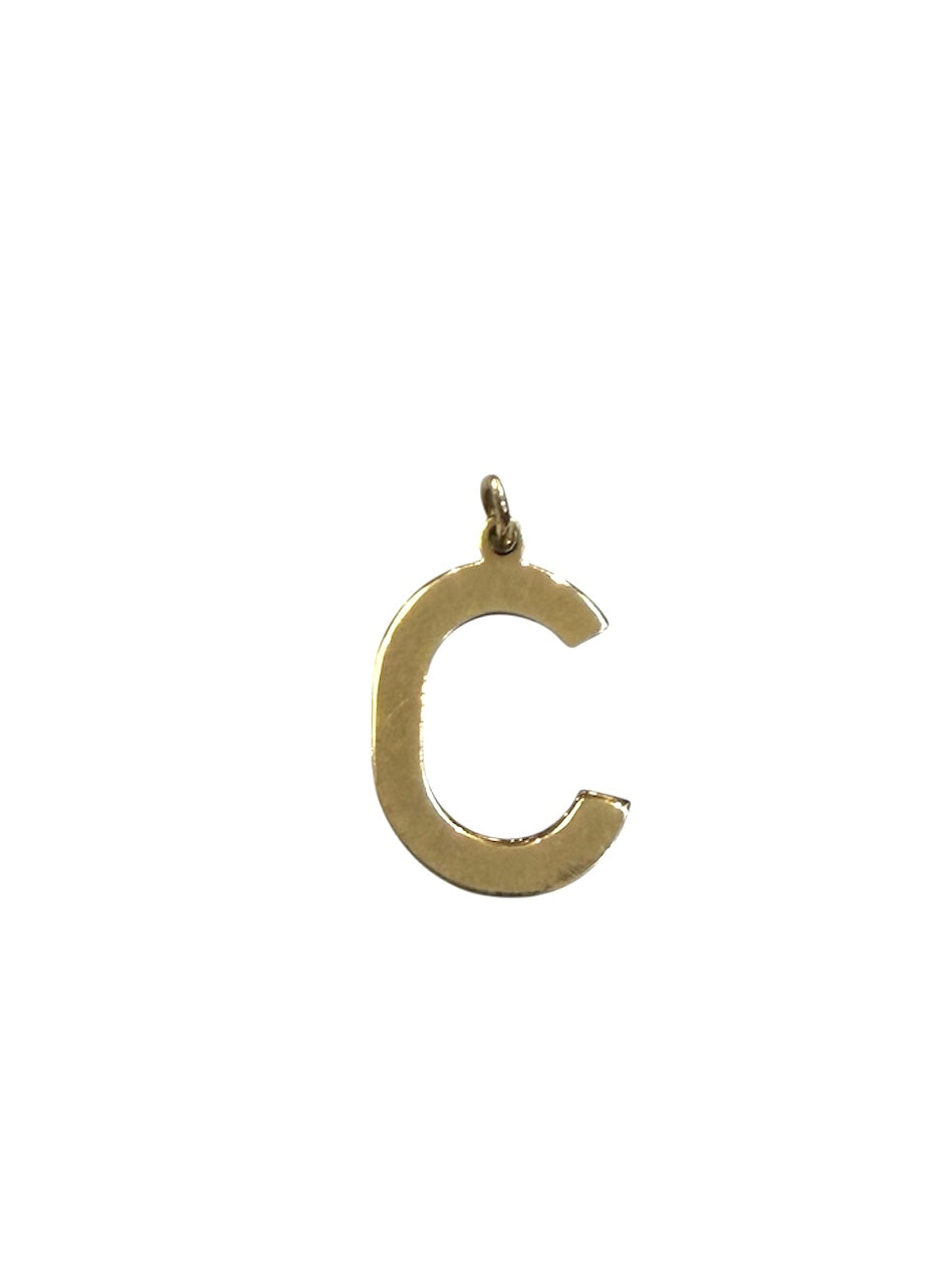 9ct vintage C initial charm / pendant circa 1978