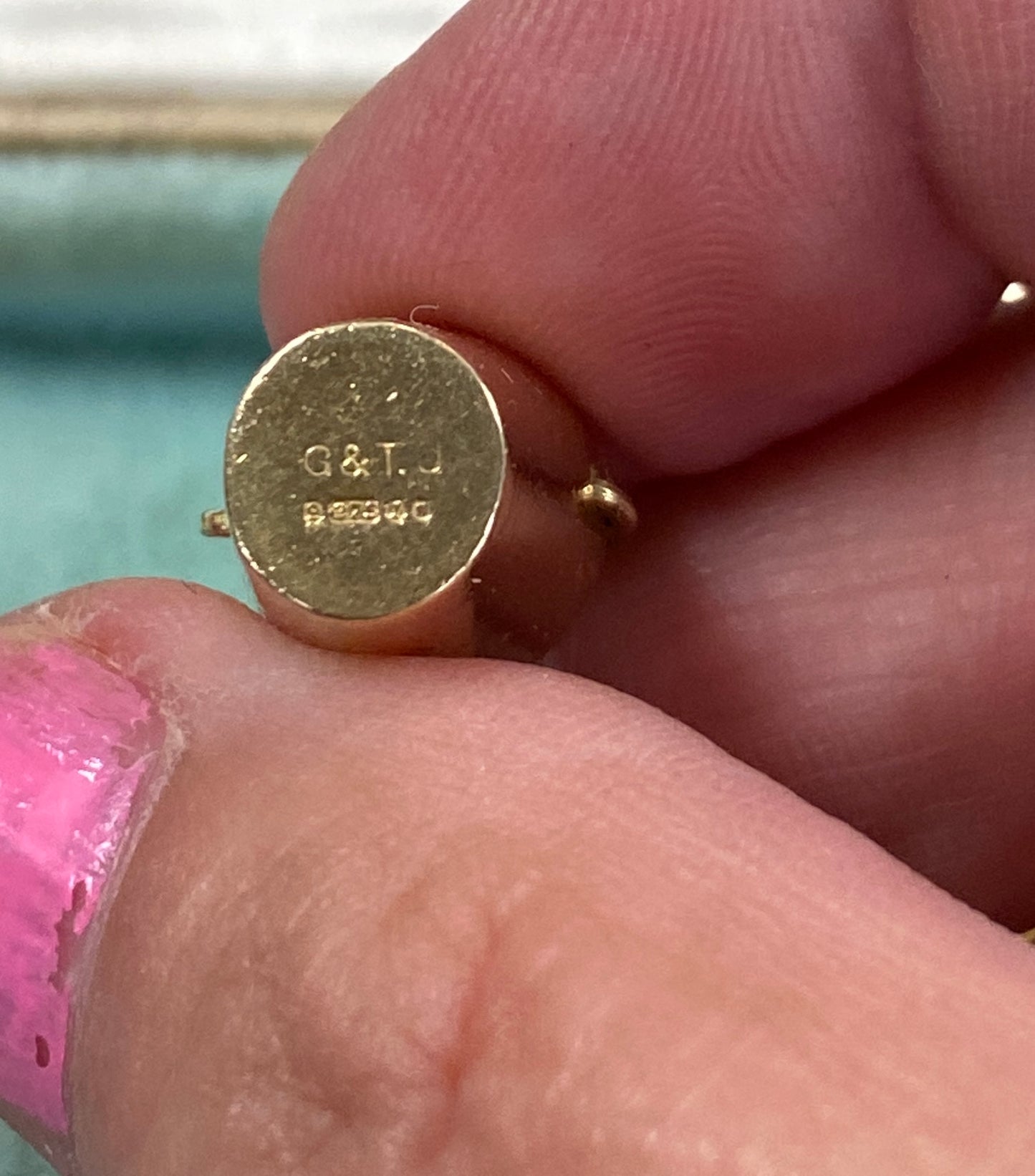 9ct vintage champagne bucket and bottle charm circa 1966