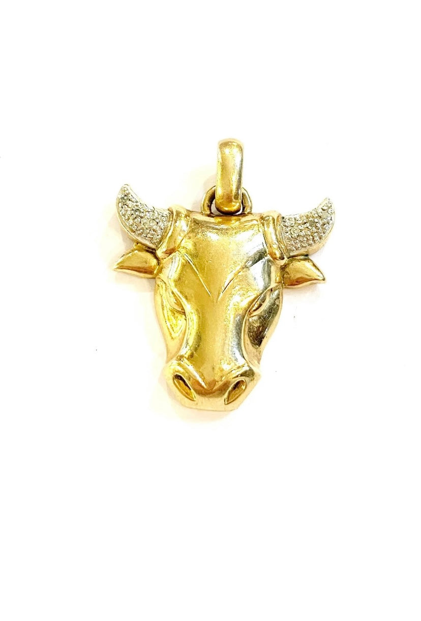 9ct vintage bull / taurus pendant with diamond horns 4.9g