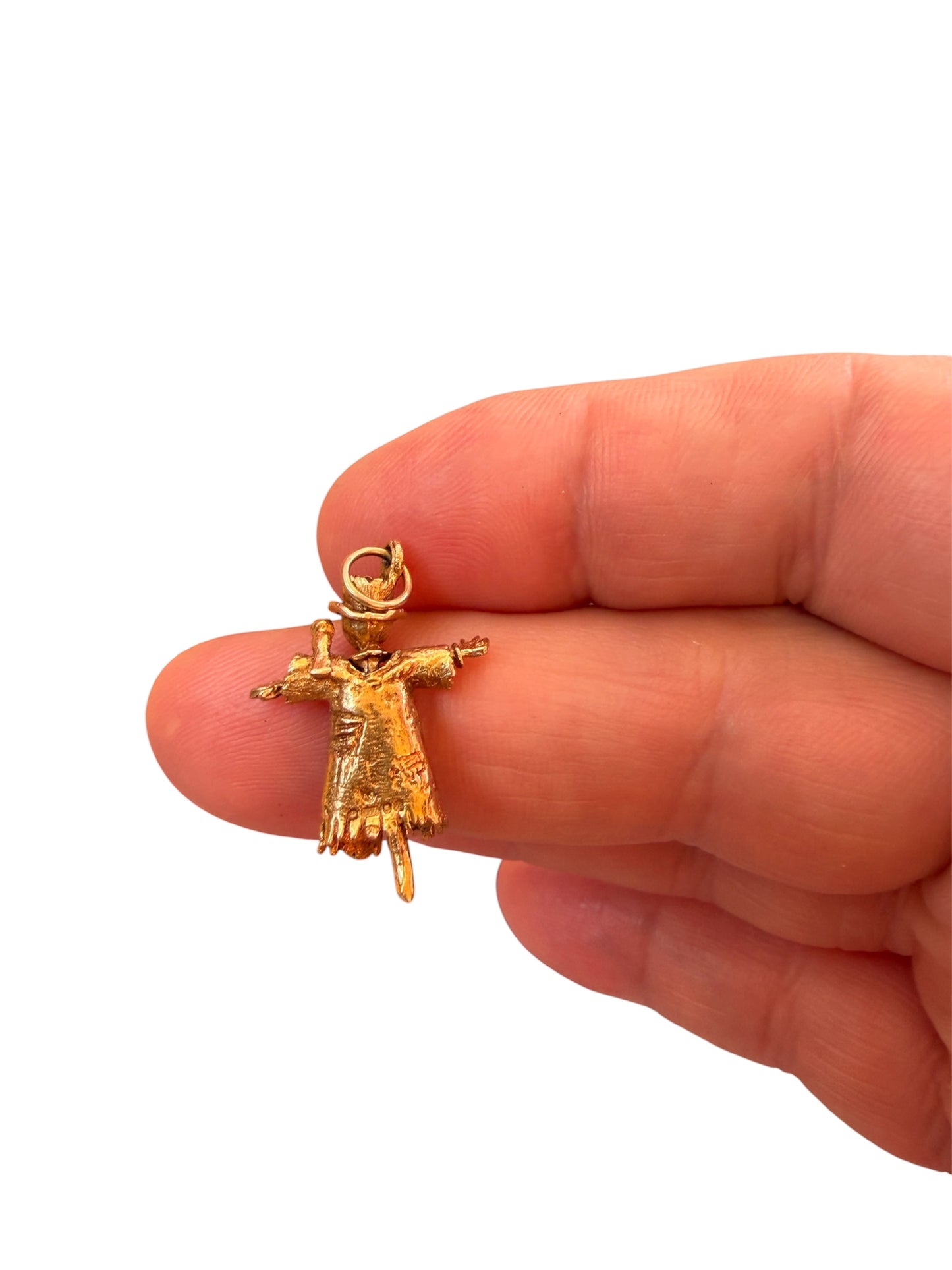 9ct vintage scarecrow charm. articulated circa 1976