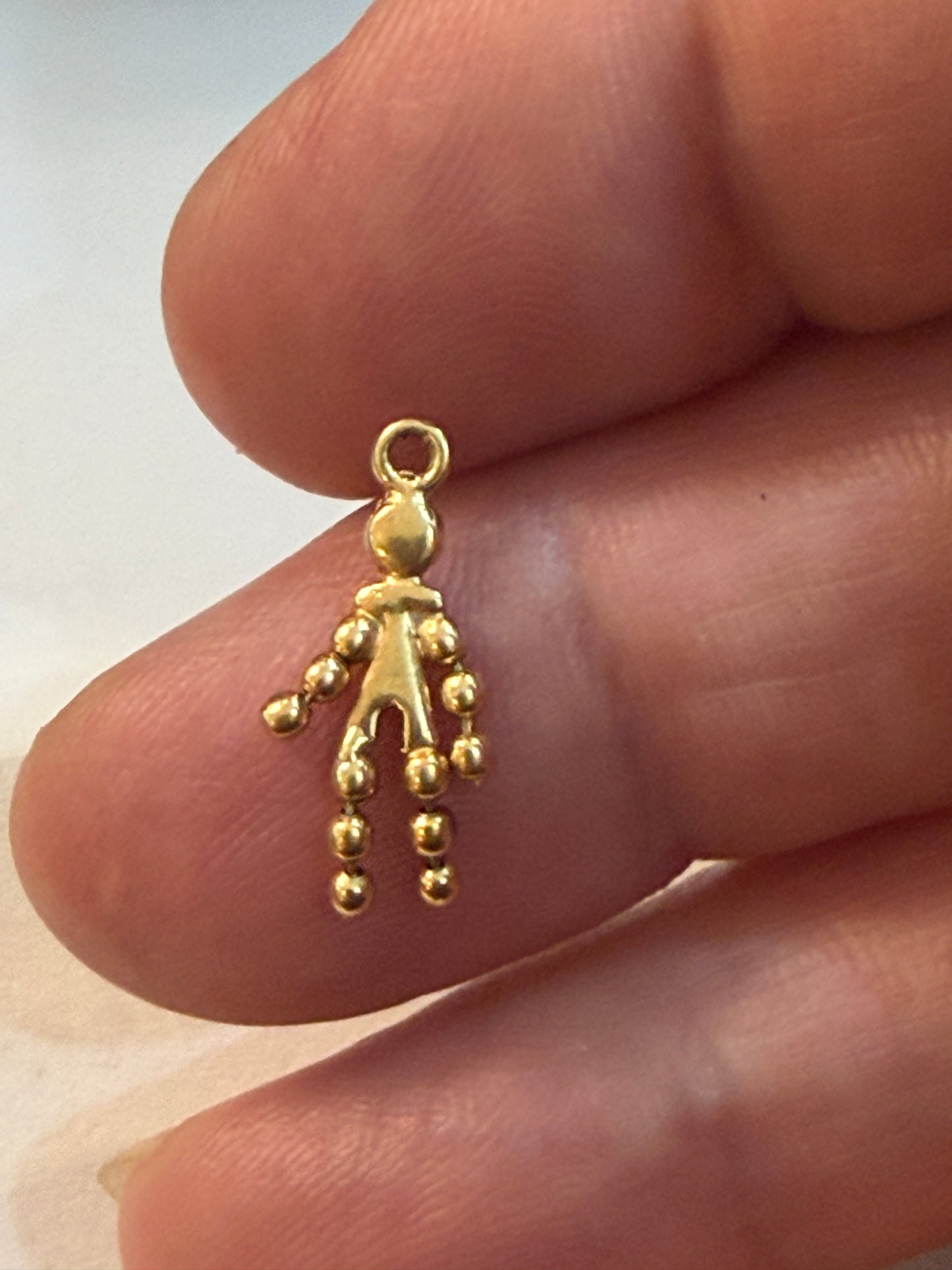 9ct vintage TINY bobble doll / CORN DOLL charm 0.45g