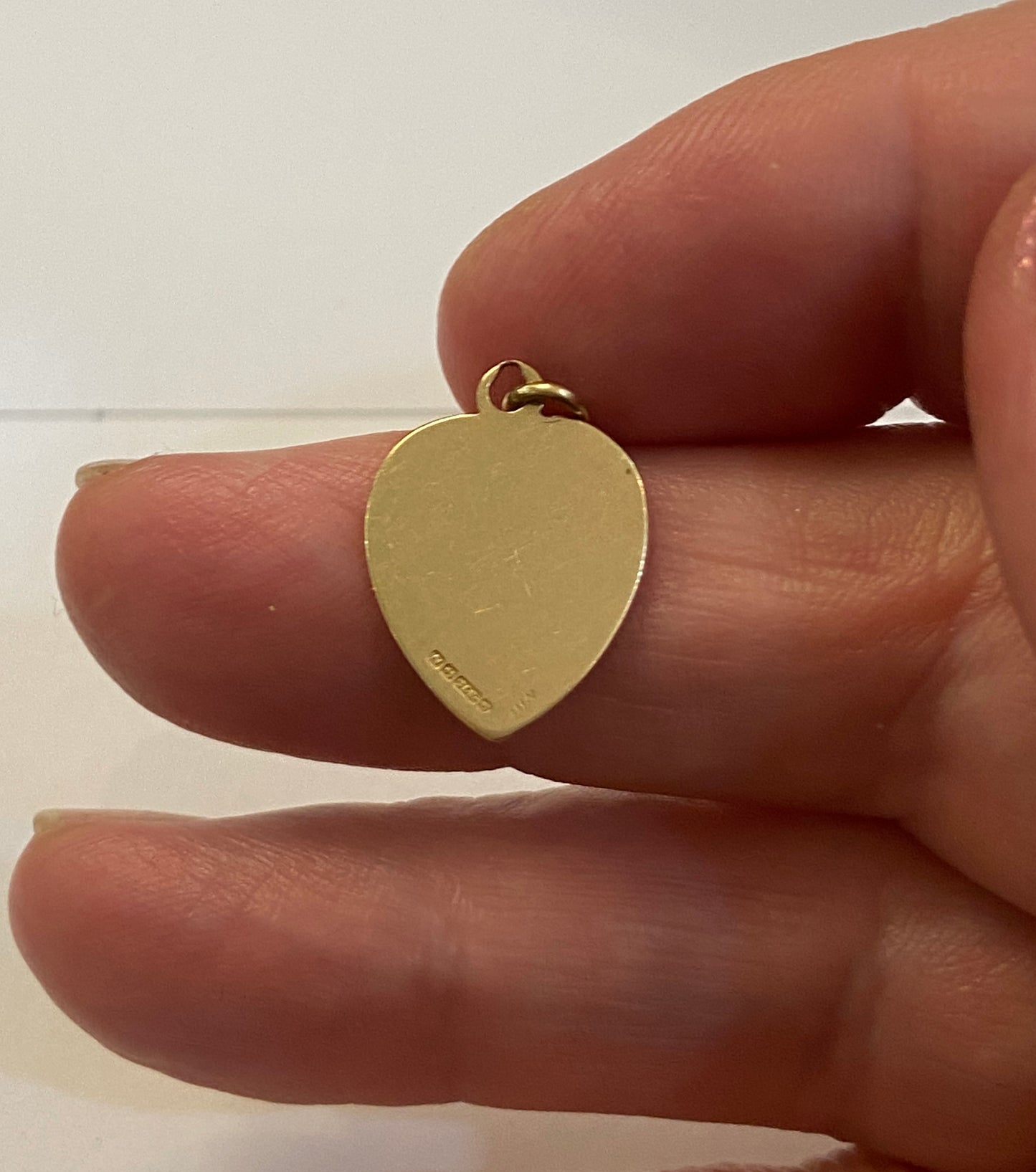 9CT VINTAGE ST CHRISTOPHER CHARM /PENDANT HEART SHAPE CIRCA 1962 1.4G