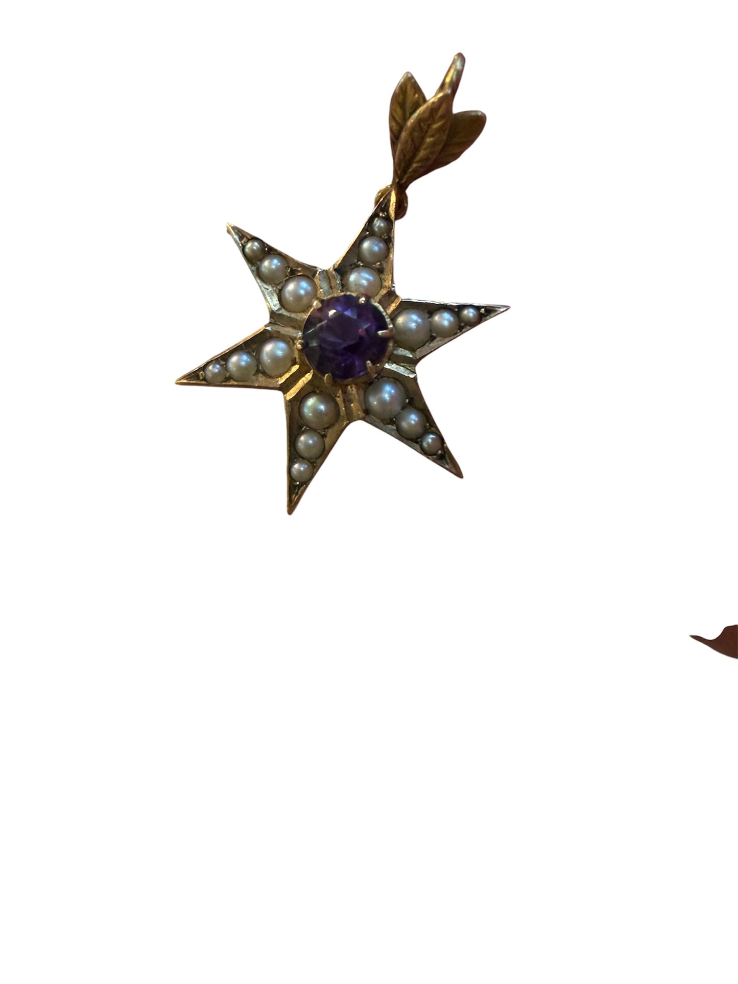 9ct vintage star pendant , with pearls and a central amethyst 3.05g