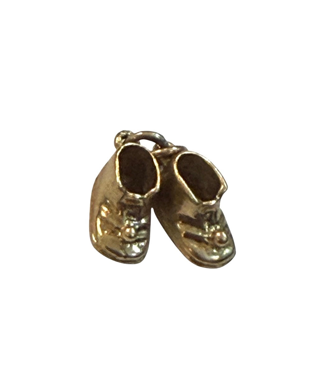 9ct vintage baby boots charm / pendant 2.6g