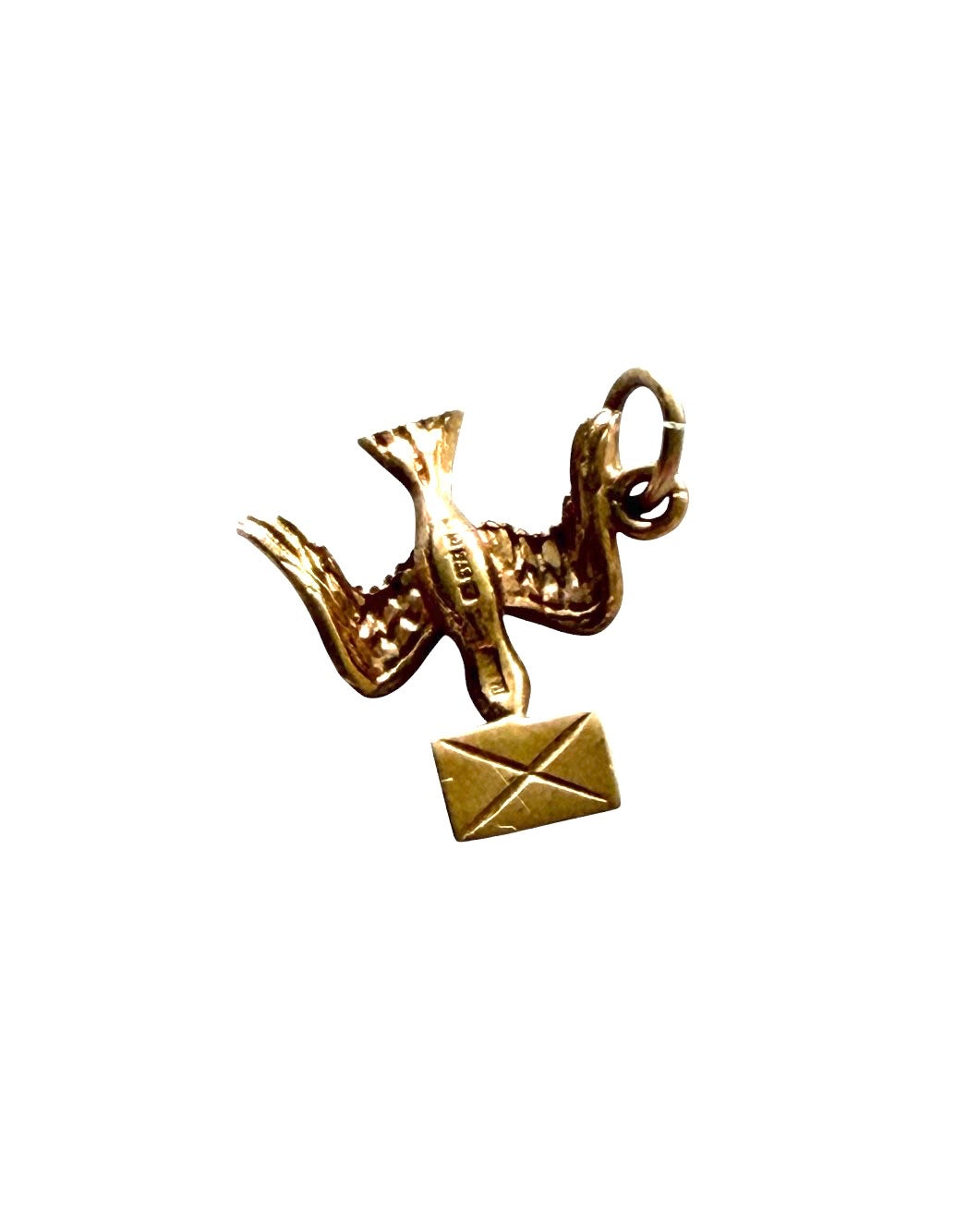 9ct vintage dove with letter charm 1.22g