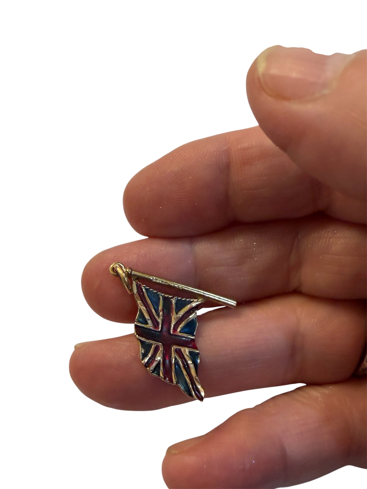 9ct vintage union jack flag circa 1975. enamelled 2.4g