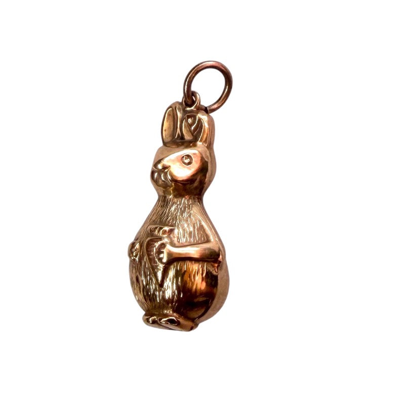 9ct vintage peter rabbit charm, circa 1976 1.24g Hollow