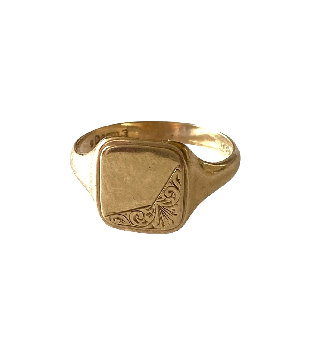 9ct vintage signet ring circa Chester 1955 ring size Q