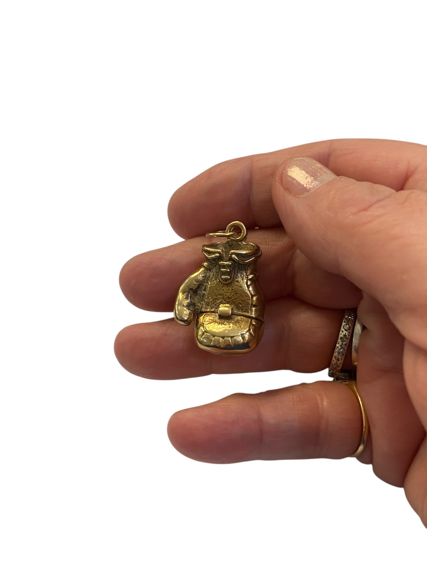 9ct vintage opening boxing glove charm / pendant 13.4g