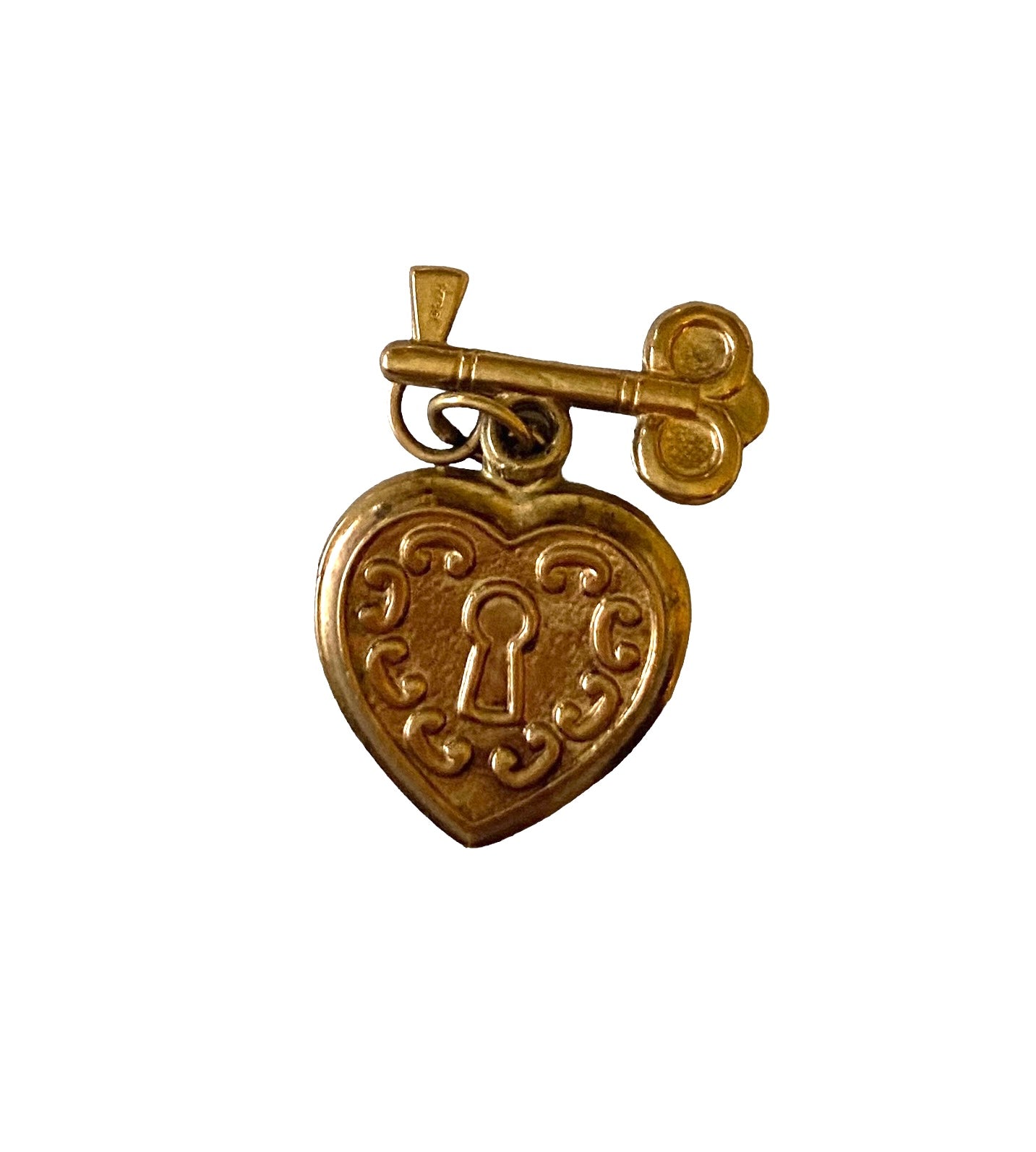 9ct vintage heart and key charm circa 1973