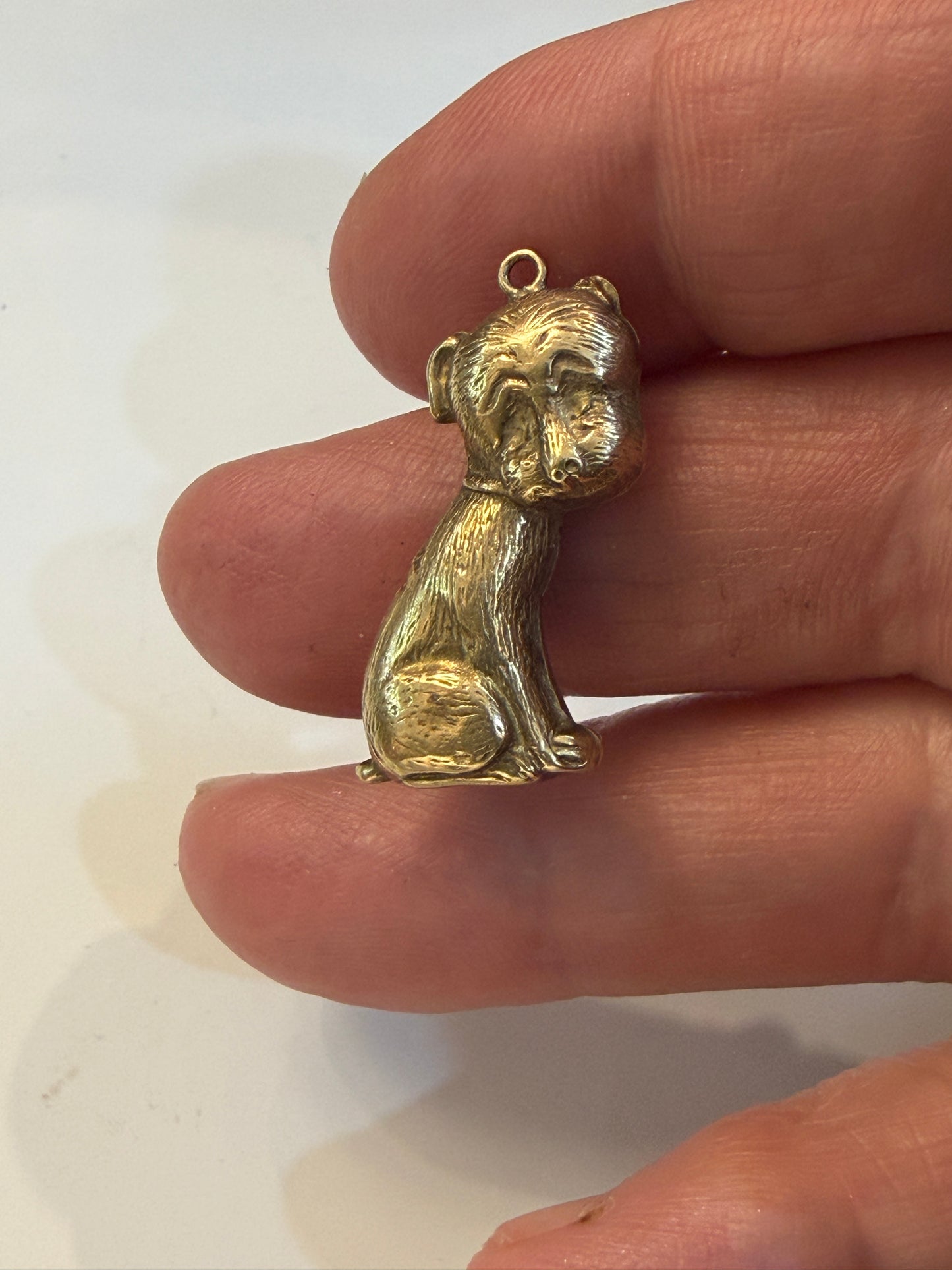 9ct vintage puppy dog charm crica 1965 1.43g