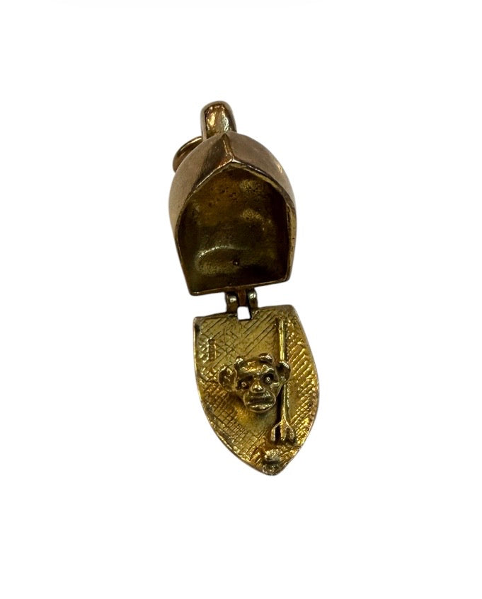 9ct vintage opening iron charm circa 1980s with devil inside 5.15g