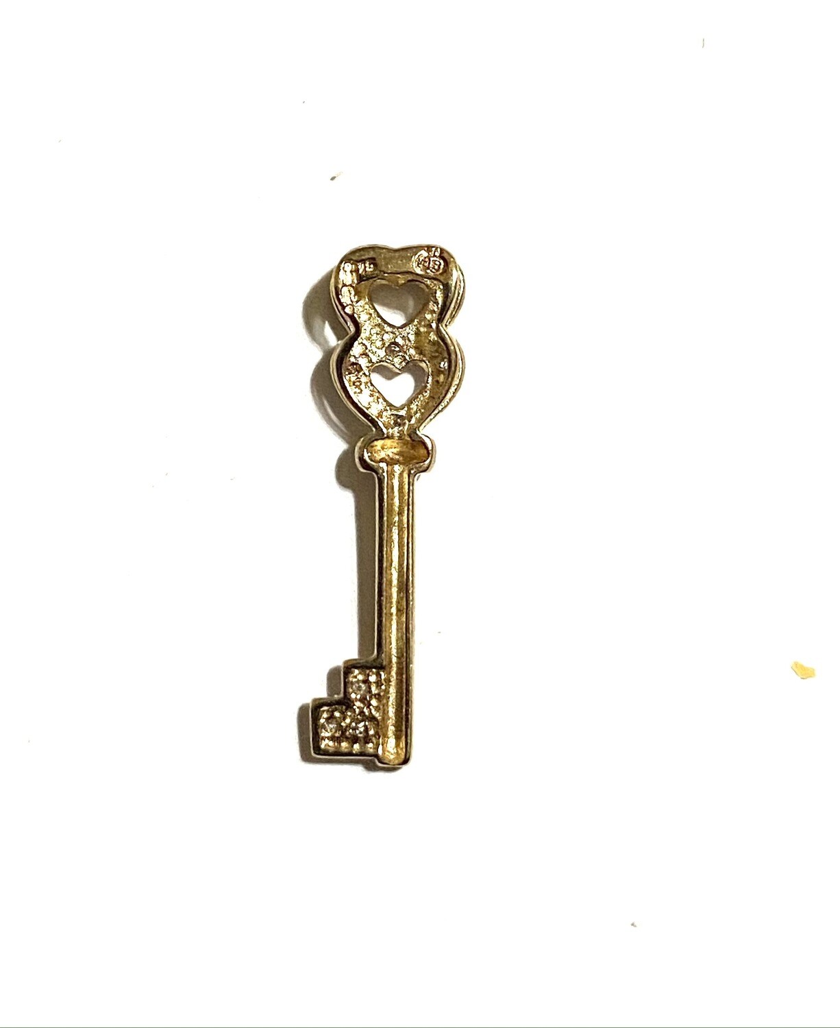 9ct vintage key charm with tow diamond hearts entwined as one