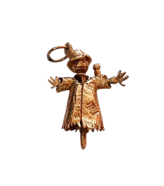 9ct vintage scarecrow charm. articulated circa 1976