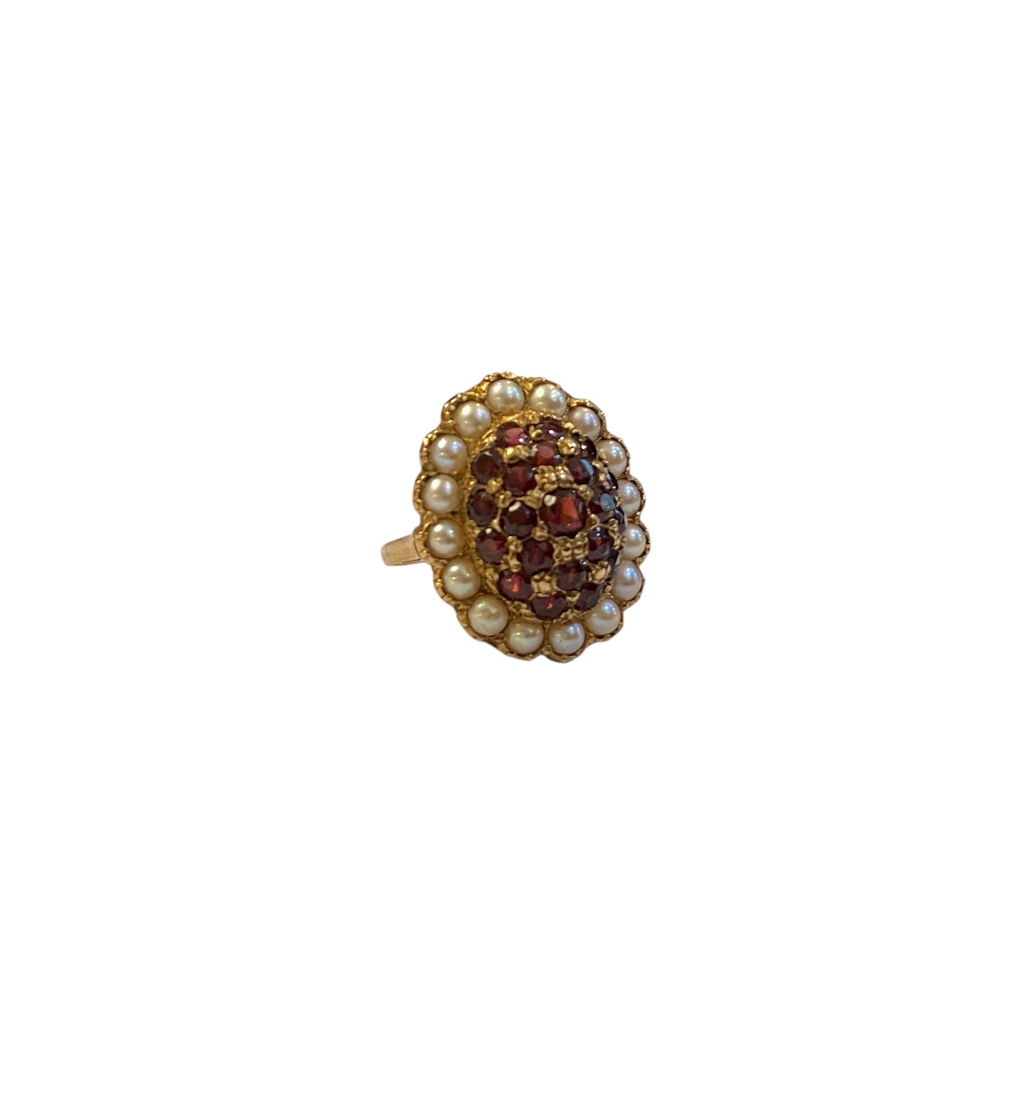 9ct vintage coctail ring with garnets and pearls size L