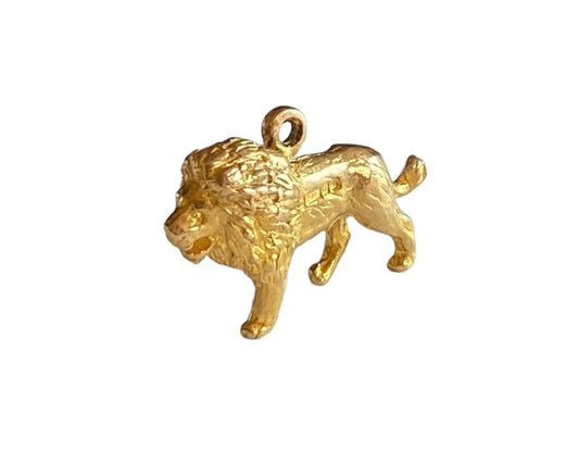 9ct vintage solid gold lion charm circa 1969