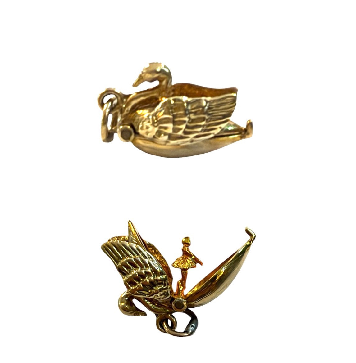 9ct vintage swan char, swan lake by RP. circa 1965-66 2.7g