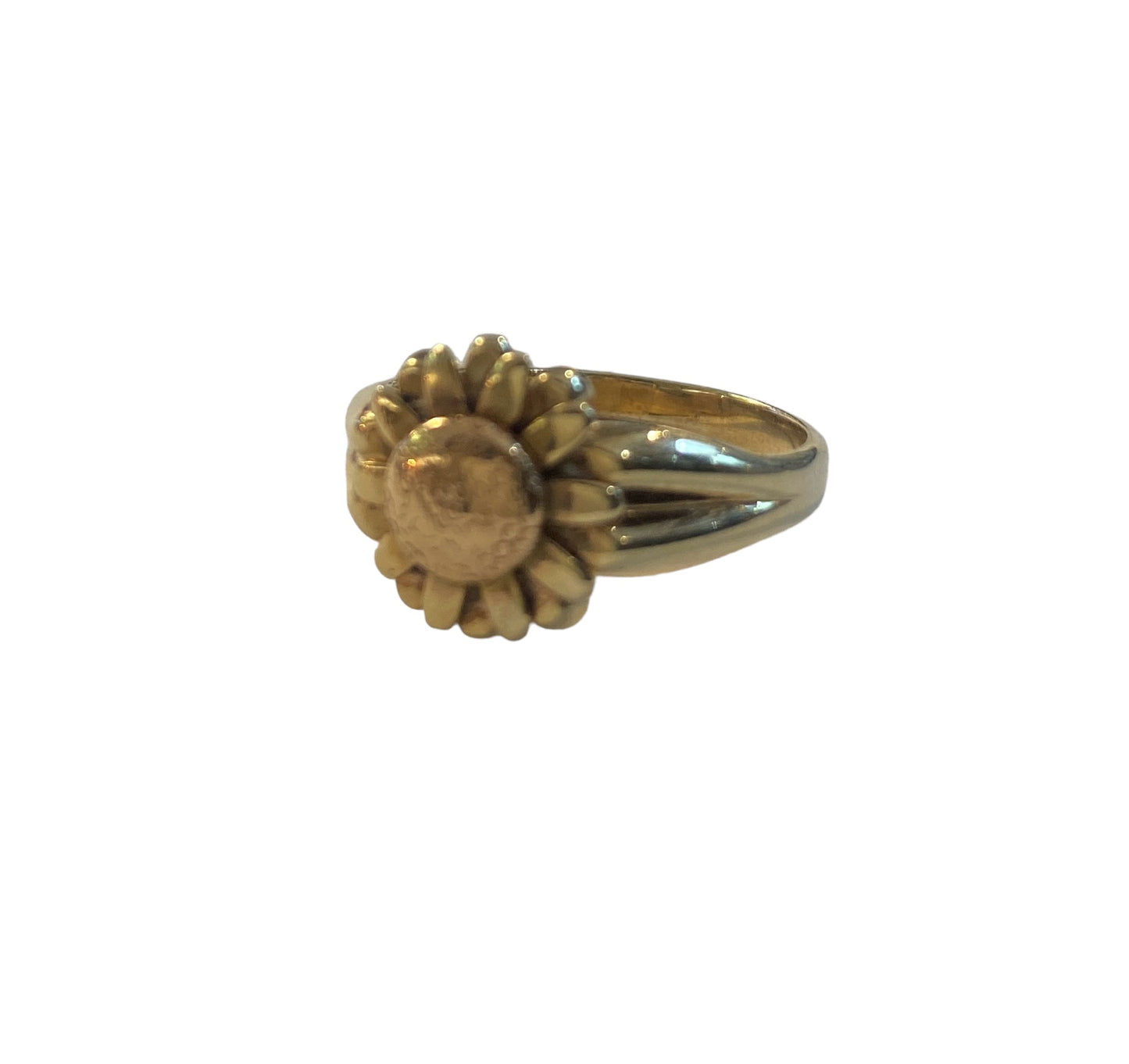 9ct gold pre owned flower ring circa 1996  size N
