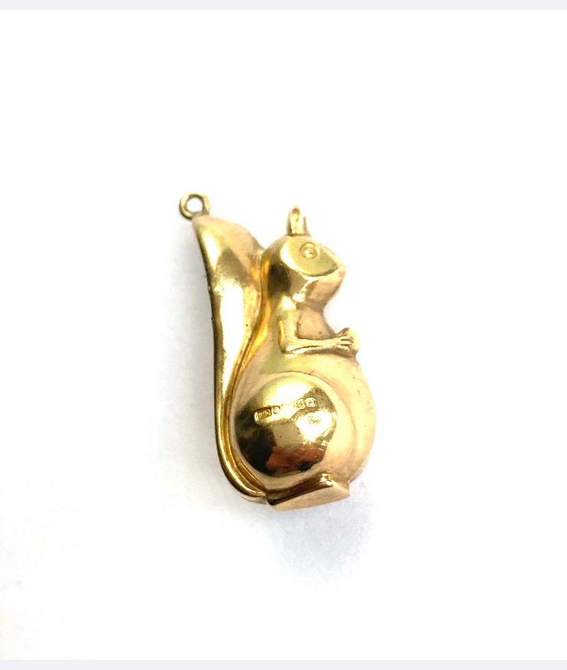 9ct vintage squirrel charm by WHC 1980
