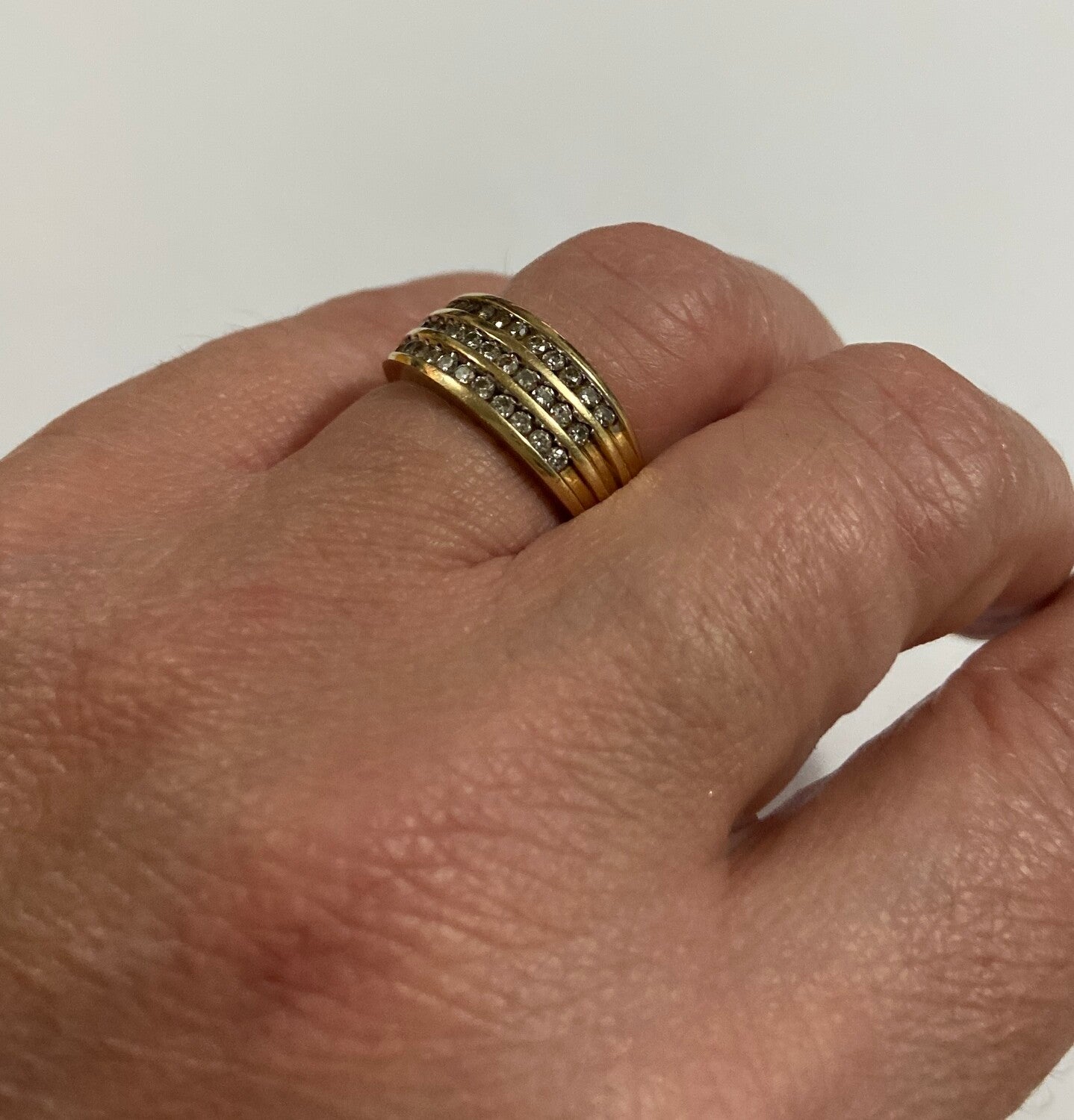 9ct vintage diamond band ring size k 1/2