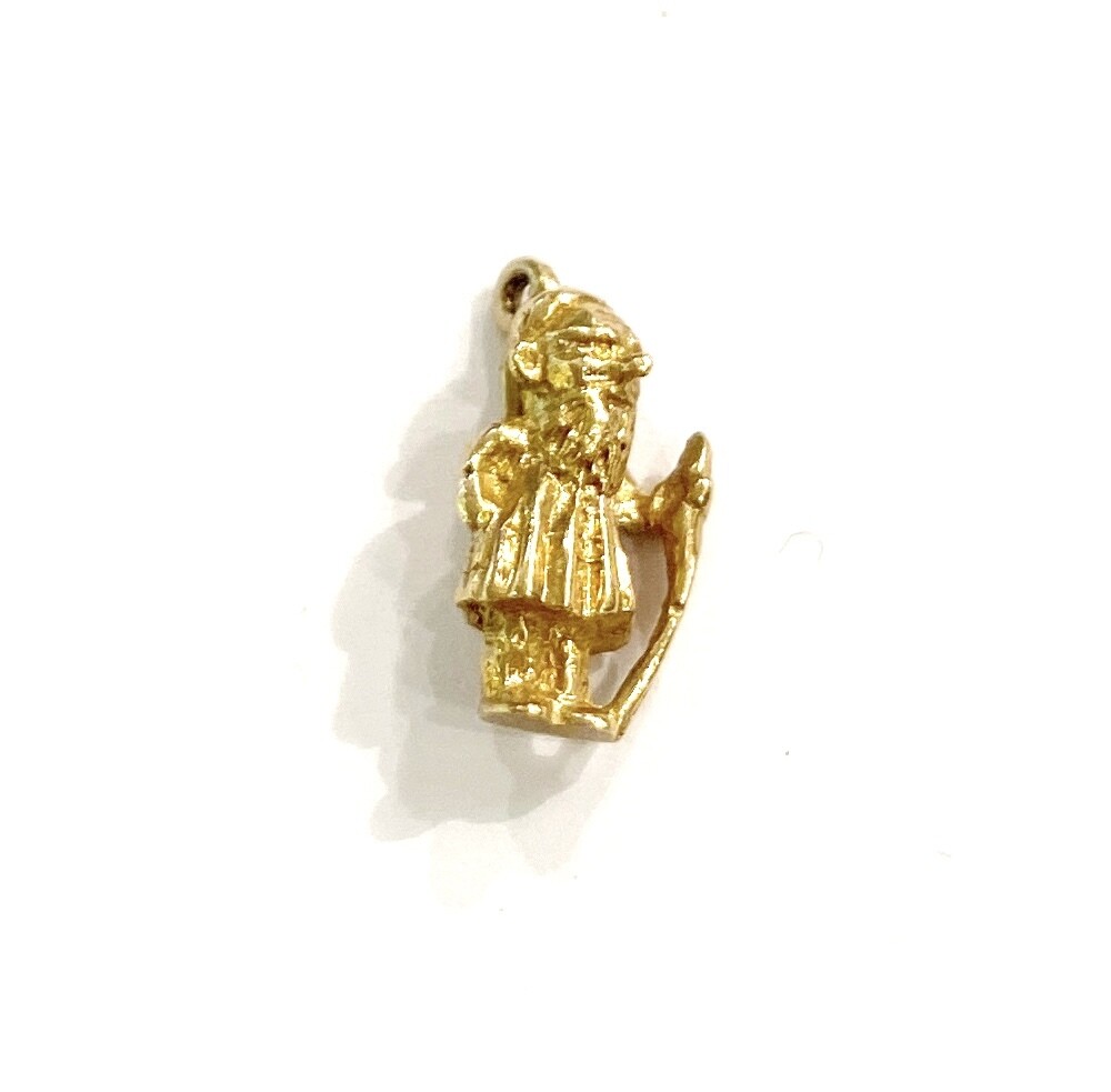 9ct vintage leprechaun charm